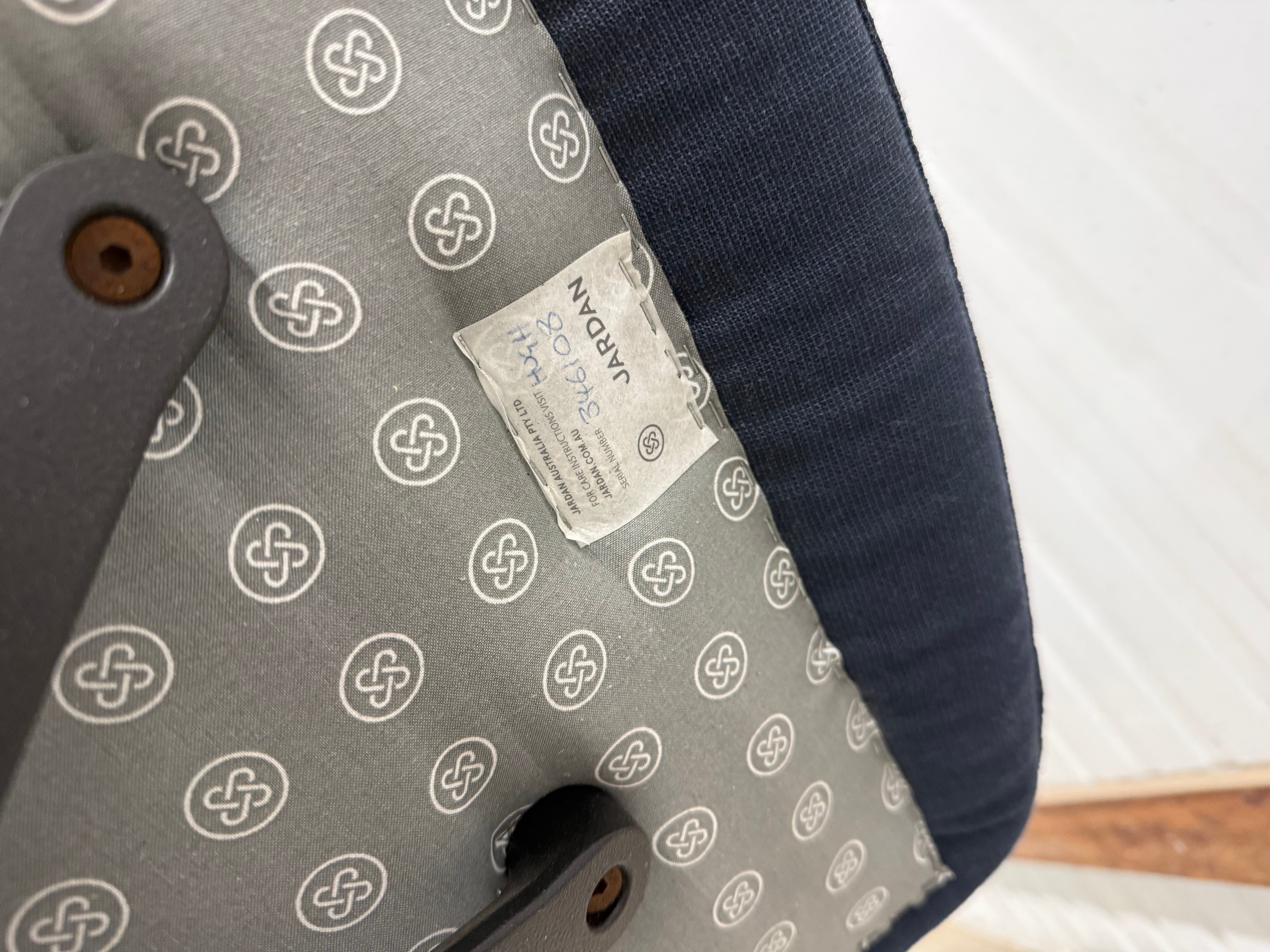 Jardan Mina Studio Chair ā Blue Fabric / Black Metal Base