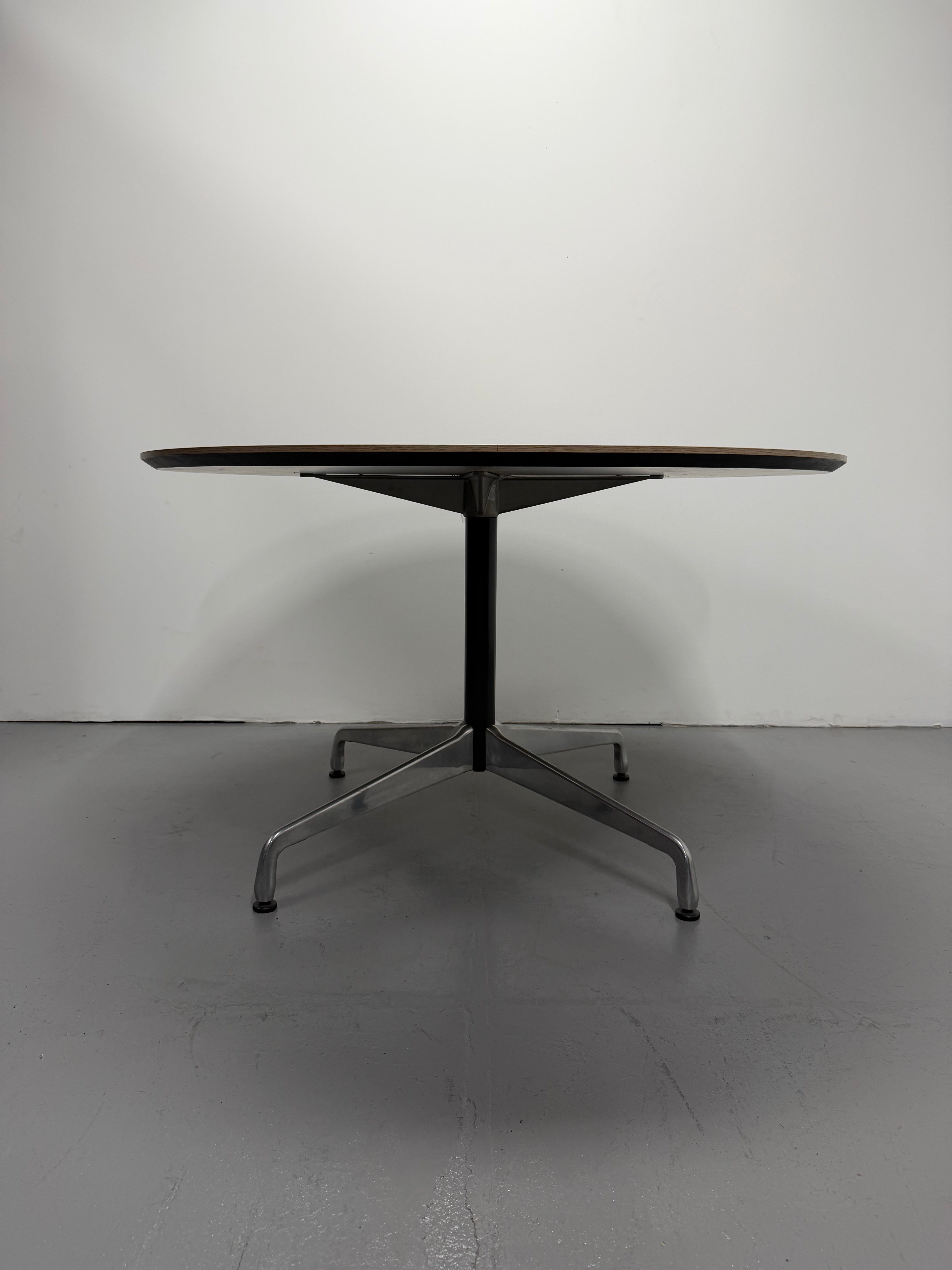 Herman miller table
