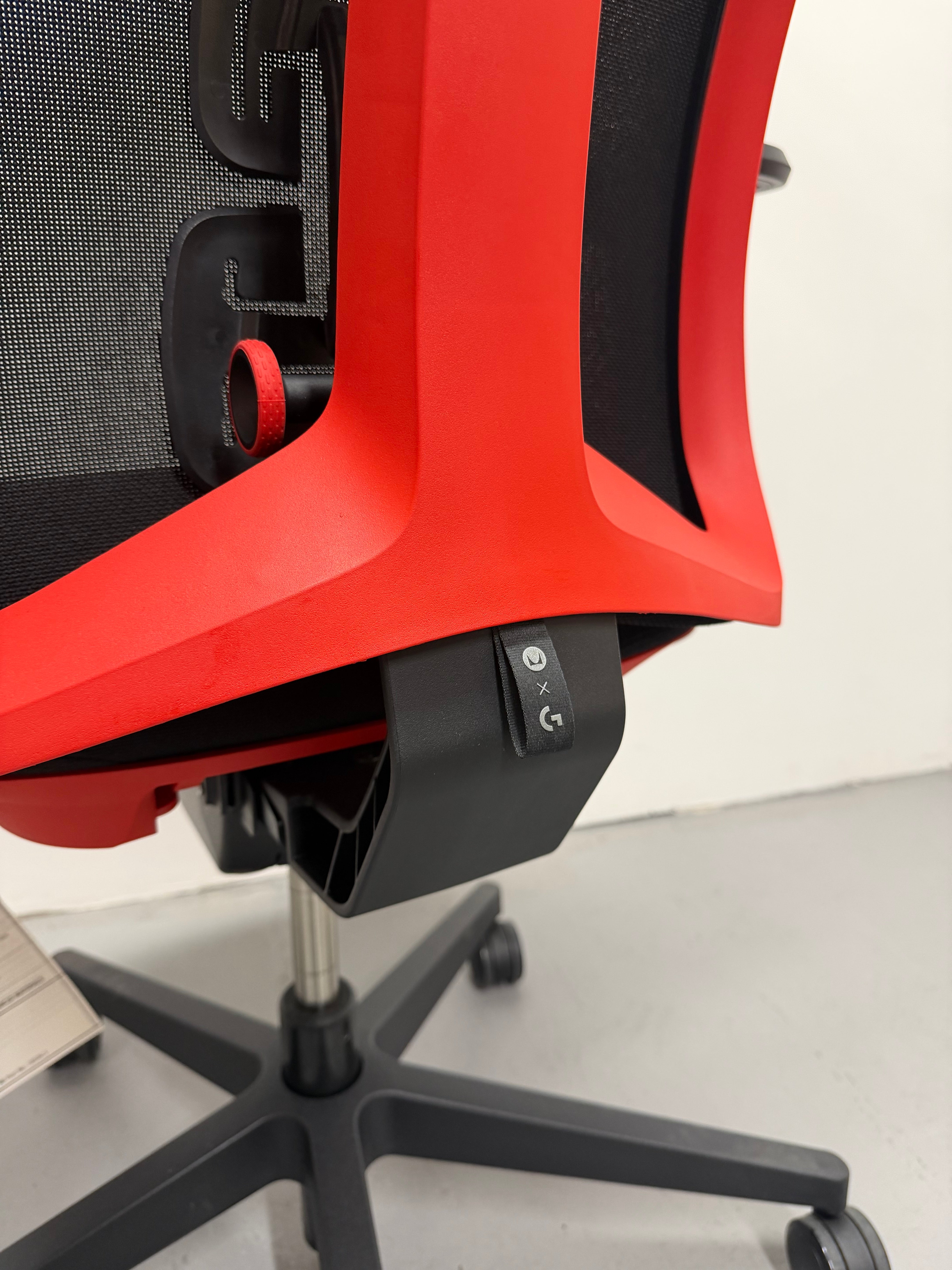 Herman Miller x Logitech G Vantum Gaming Chair 2.0 | Ex-Showroom