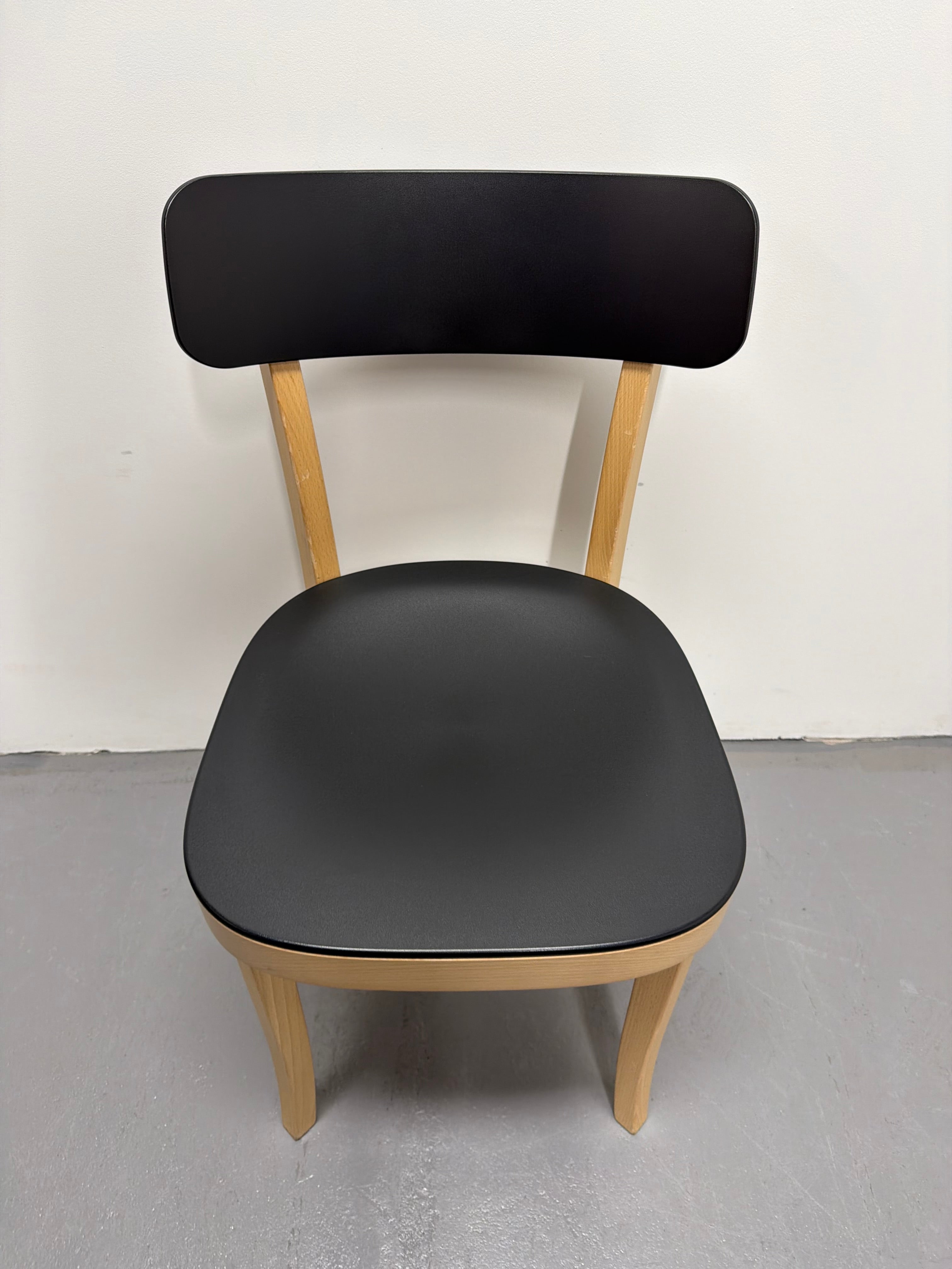 Vitra Basel Chair by Jasper Morrison – Black & Natural Wood