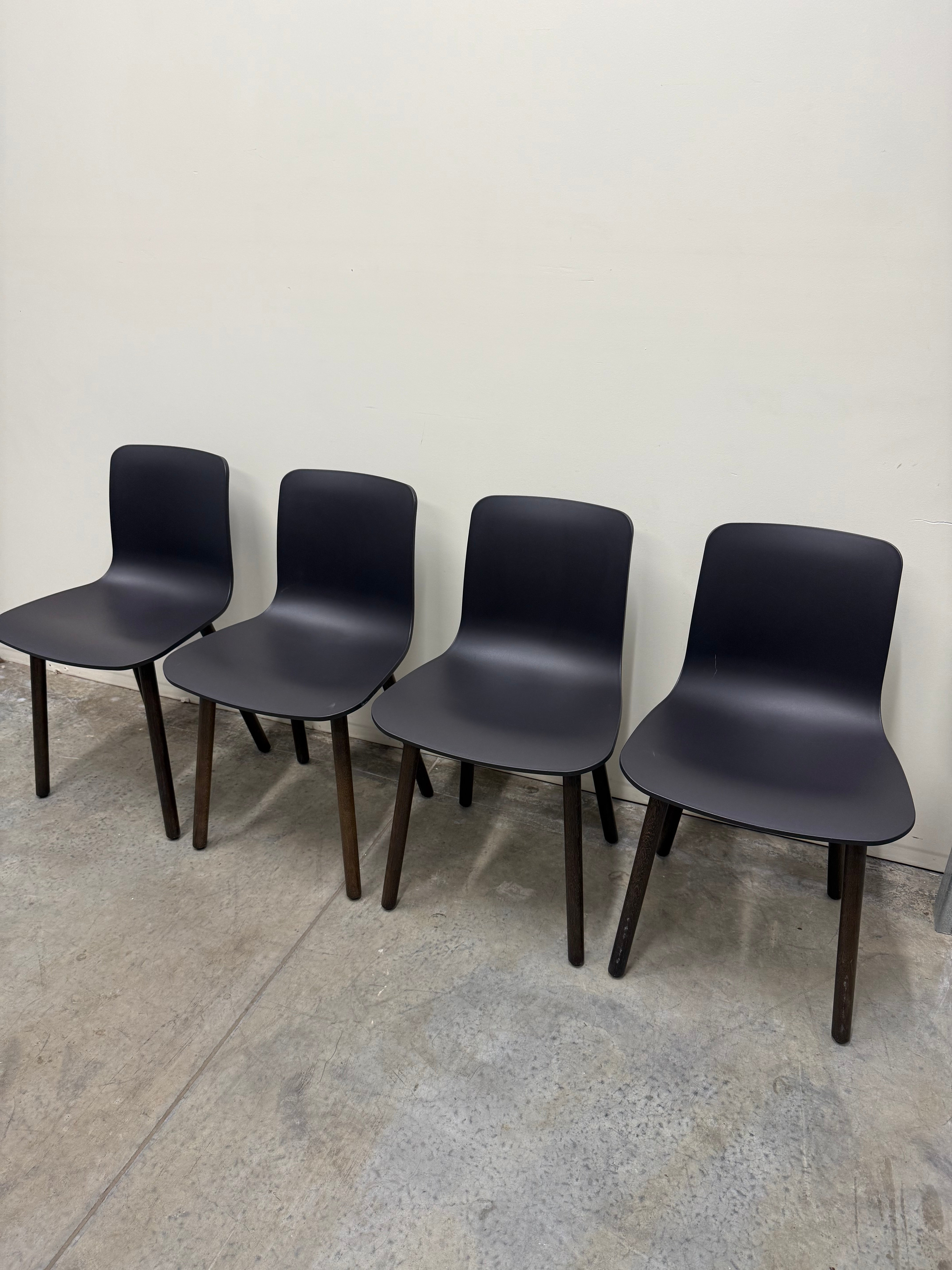 Vitra HAL Wood Chair by Jasper Morrison – Black Seat with Dark Oak Legs