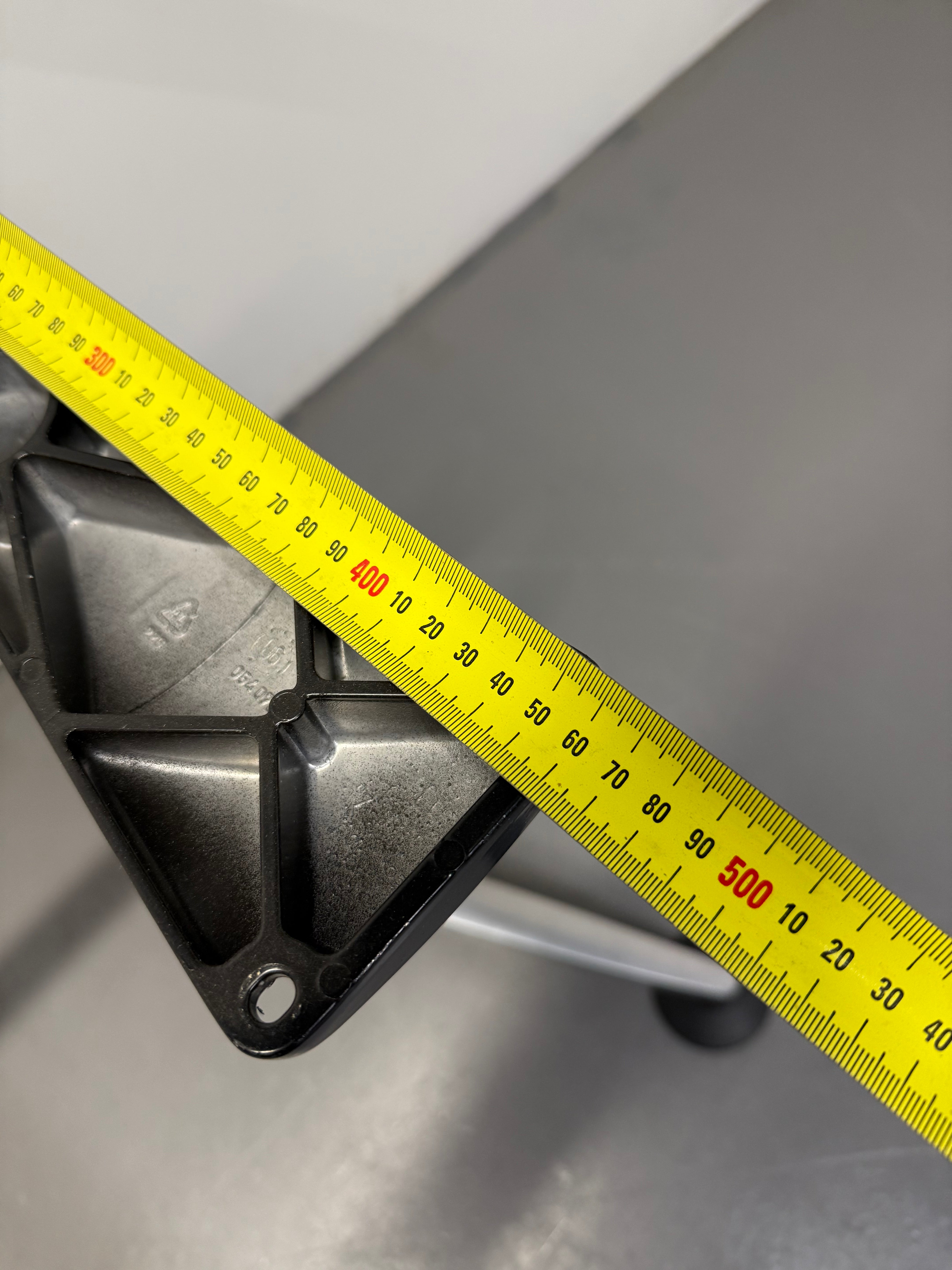 Wilkhahn Logon Table Base - Silver Frame