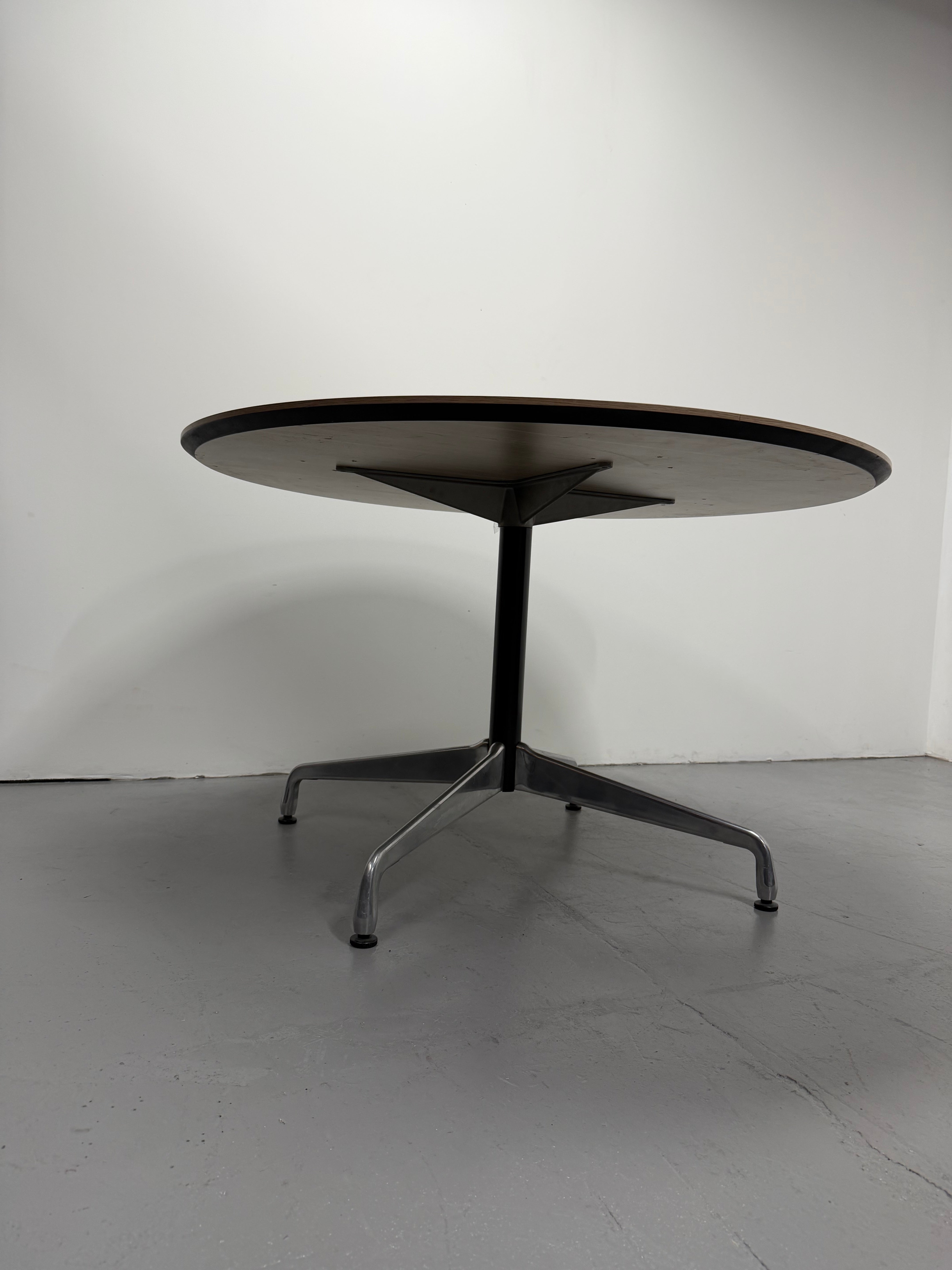 Herman miller table