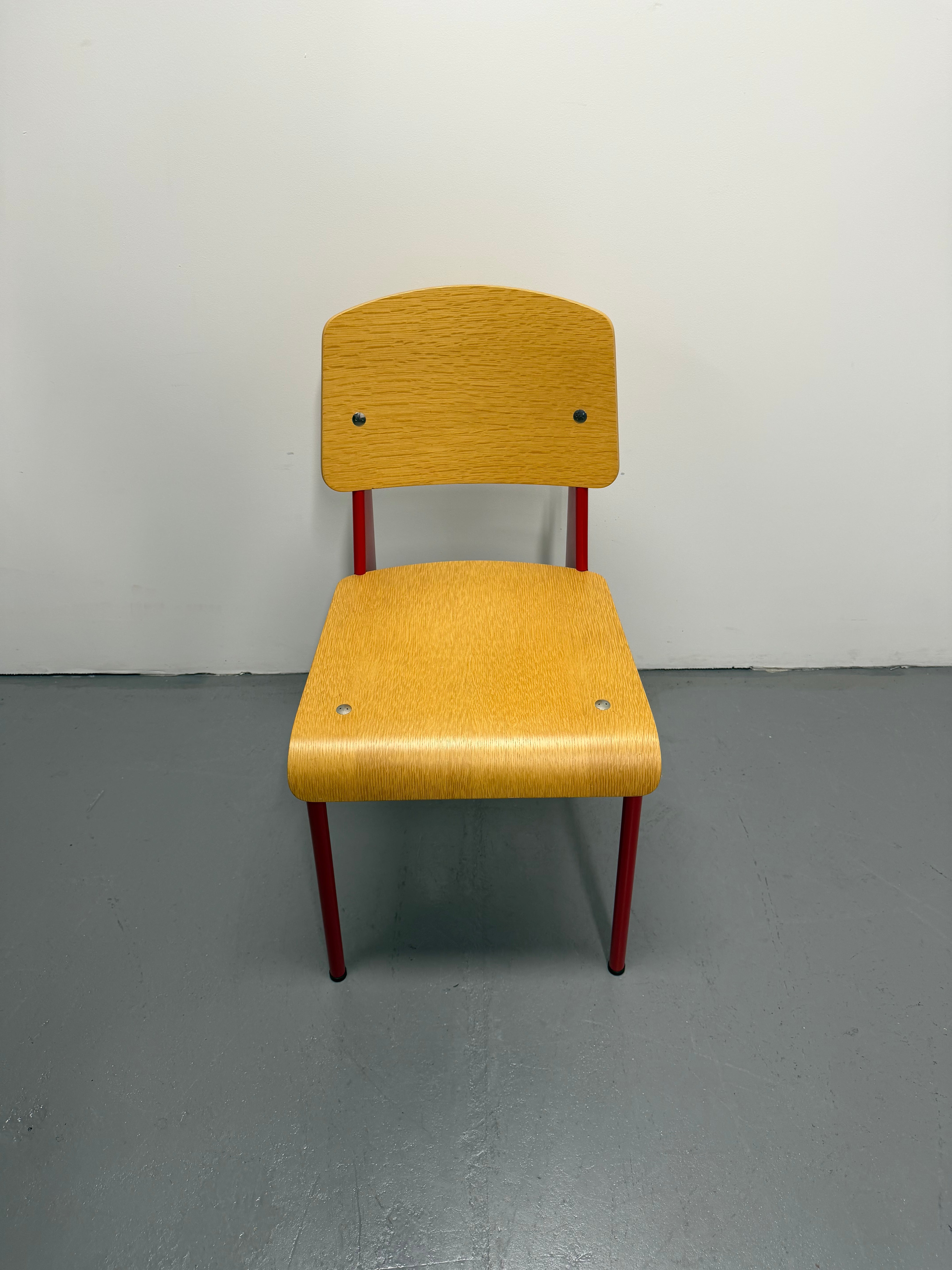 Jean Prouvé Standard Chair for Vitra – Natural Oak, Japanese Red