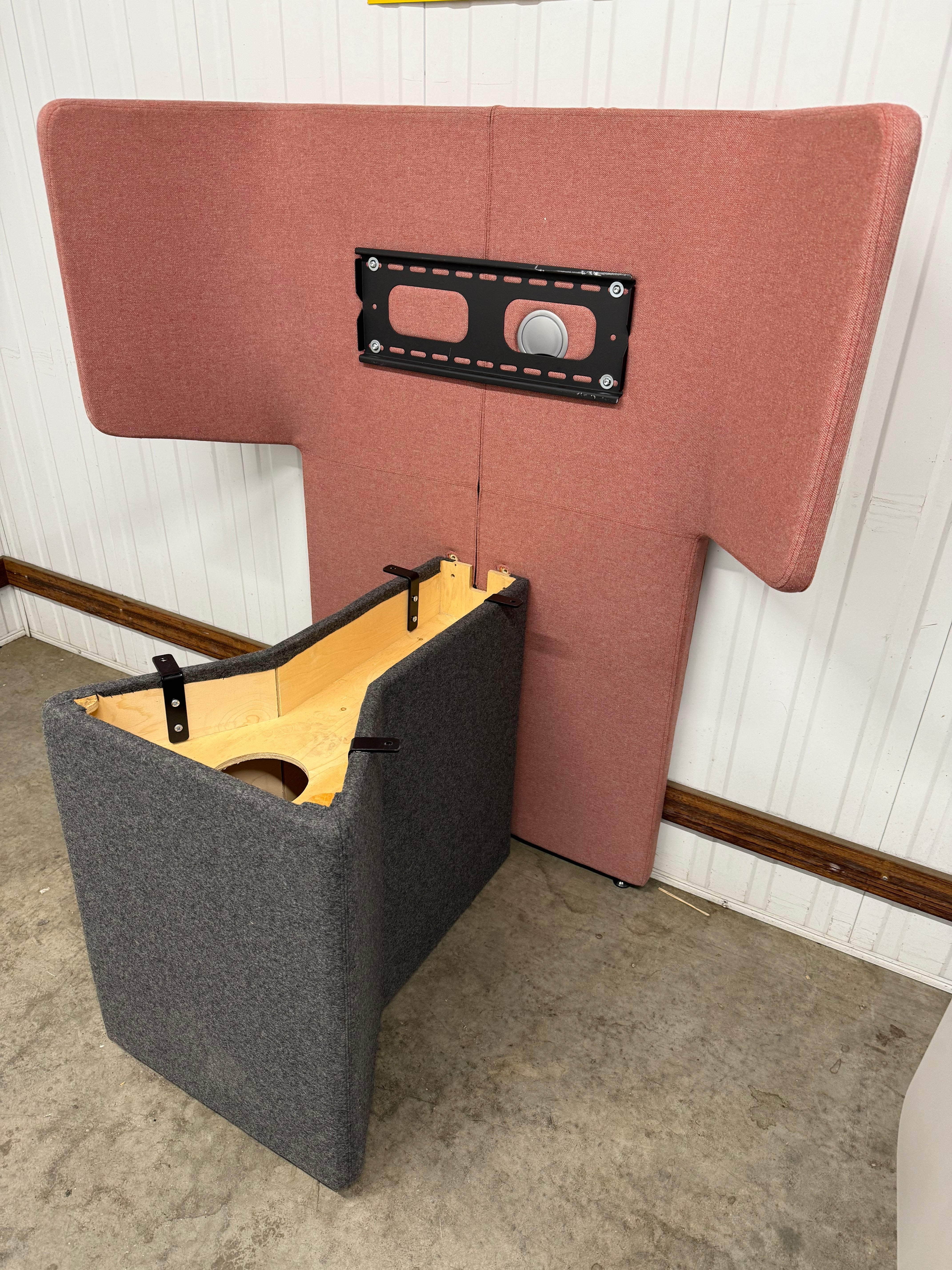 Orangebox Away From The Desk Media Unit - Collaboration desk