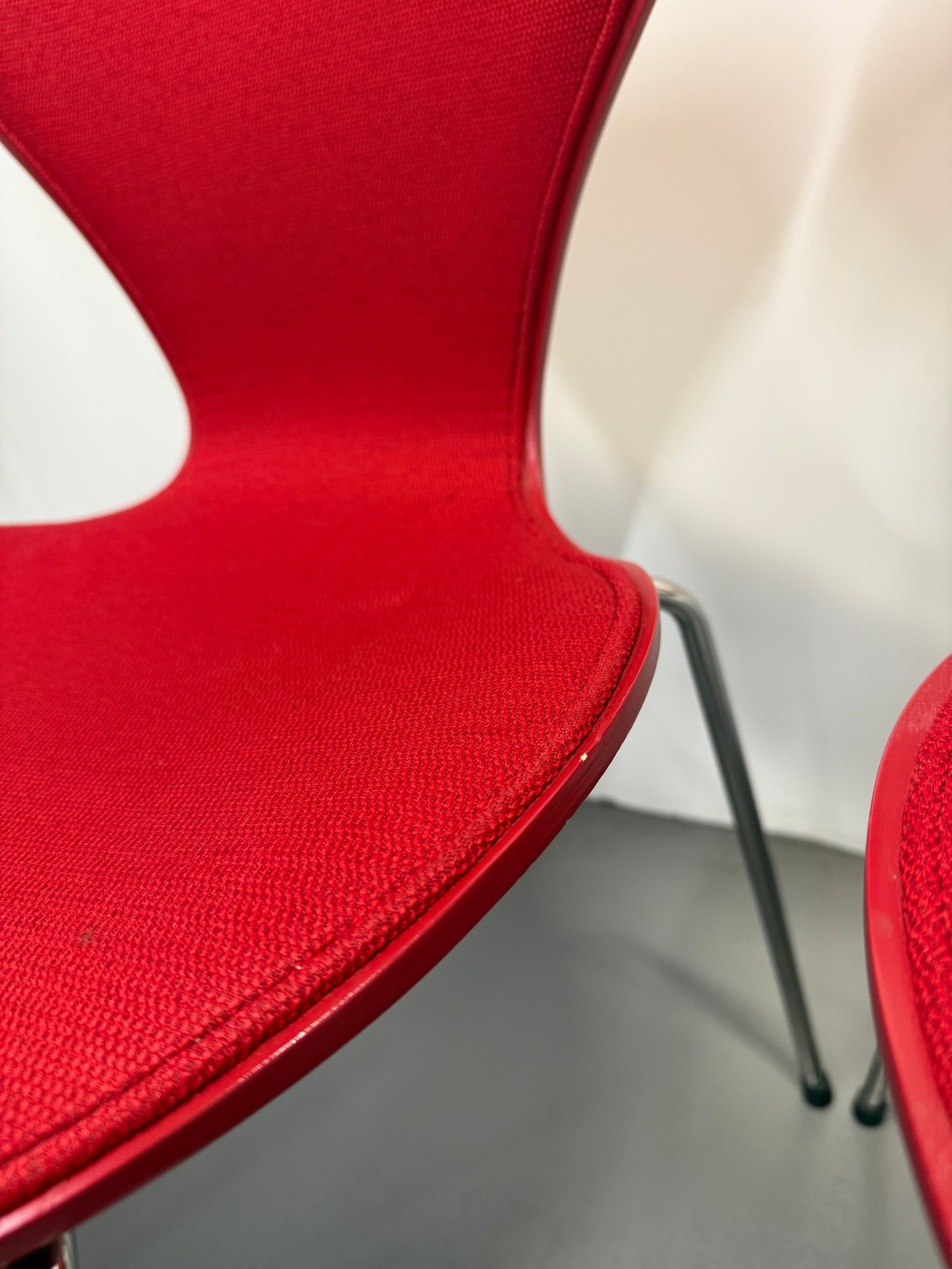 Fritz Hansen Series 7 Chairs – Red Fabric (Model 3107)