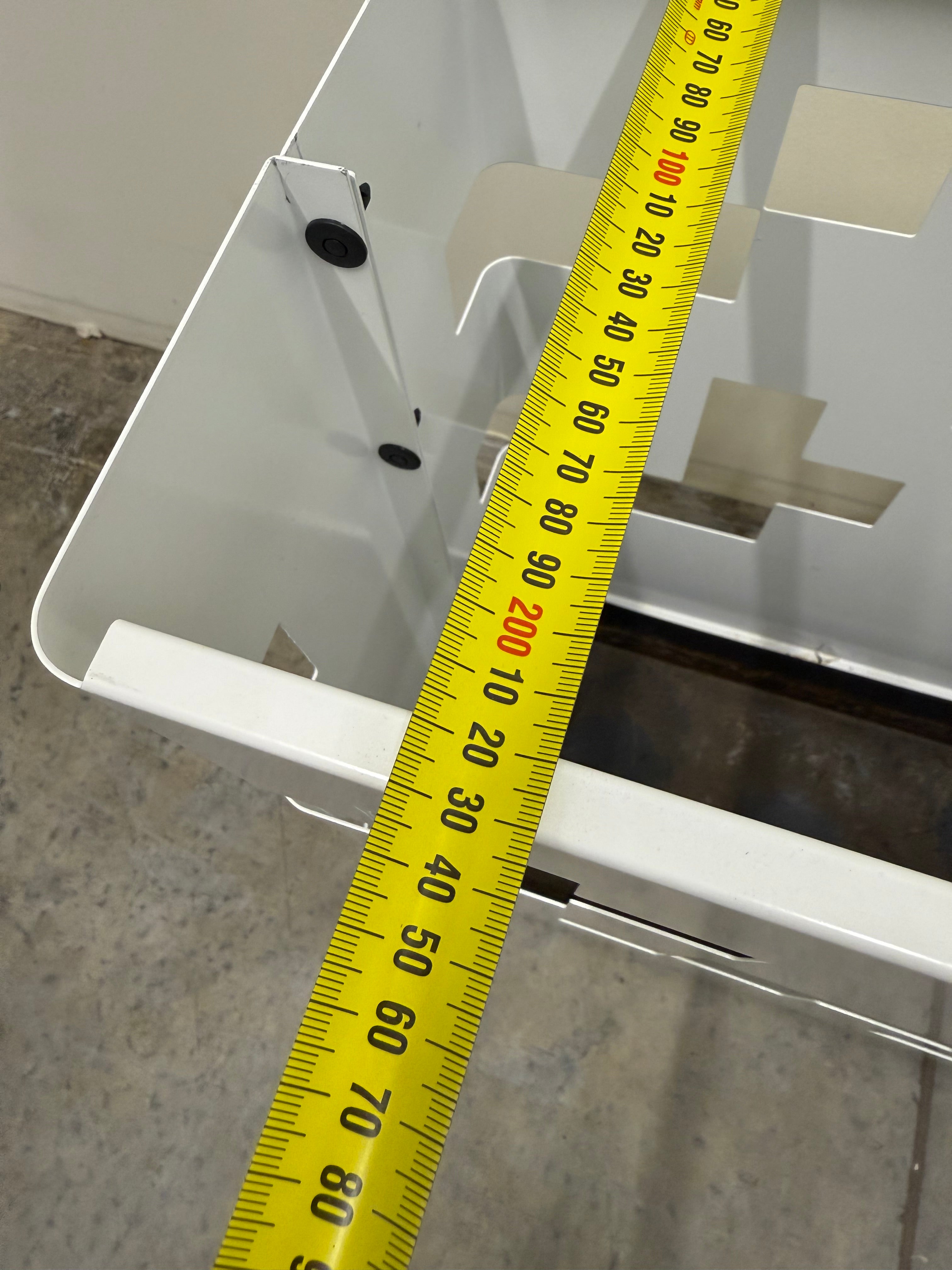 Tait Planter Box Garden Wall – Vertical Planter (Blue and White)