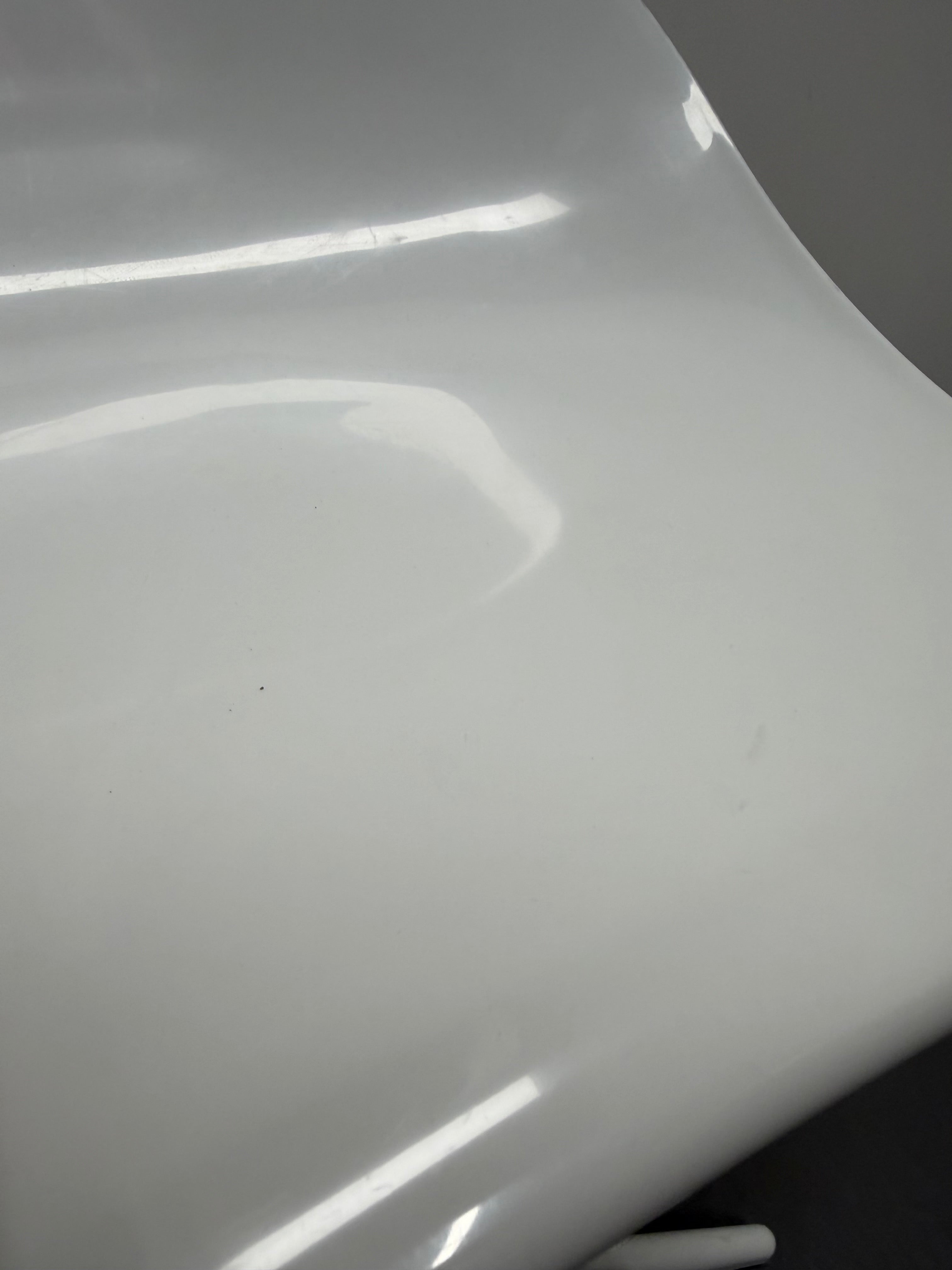 Kartell Spoon Bar Stool – White | Antonio Citterio & Toan Nguyen