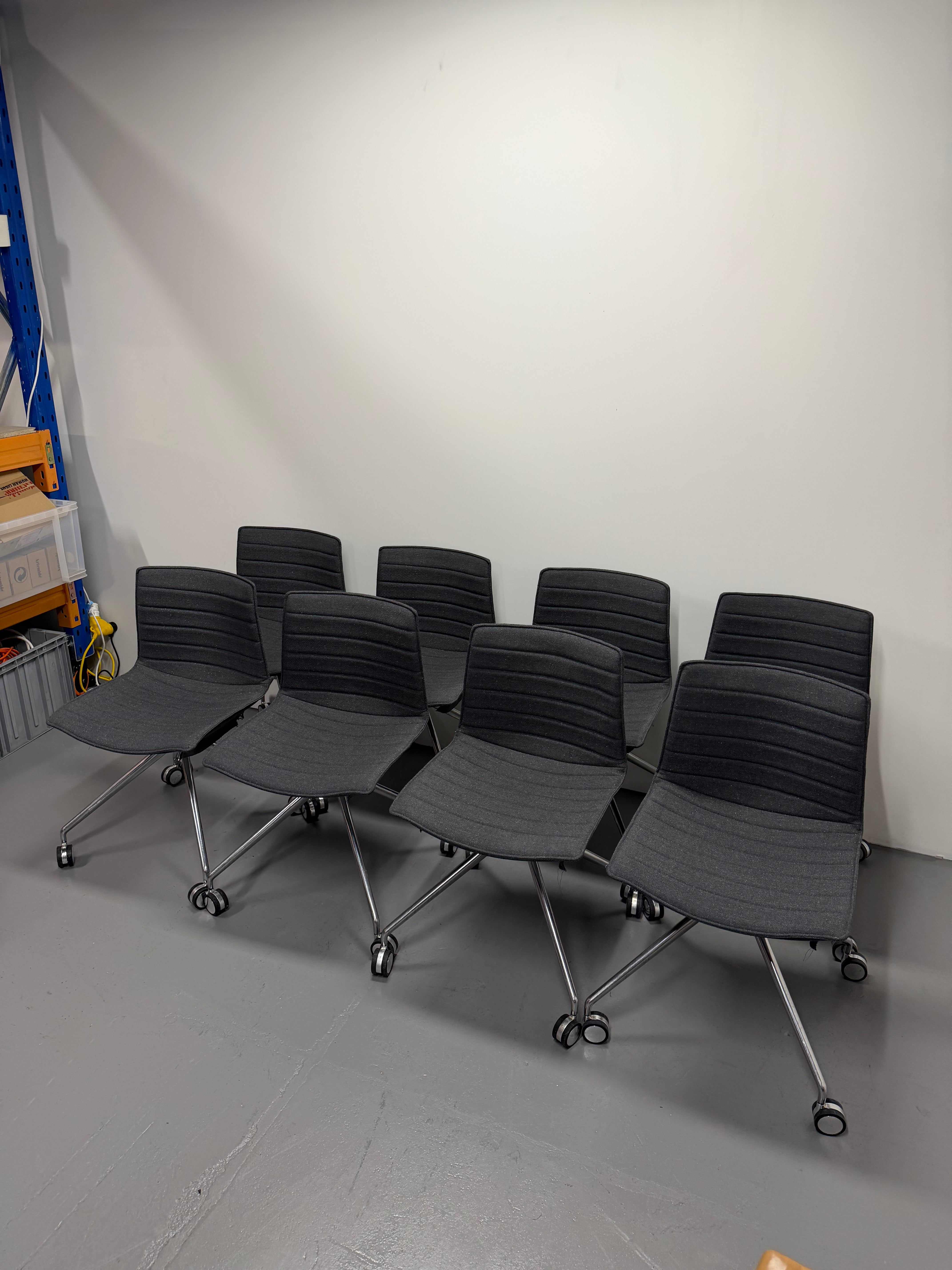 Arper Catifa 46 Upholstered Meeting Chair - 5 Star Aluminium Base