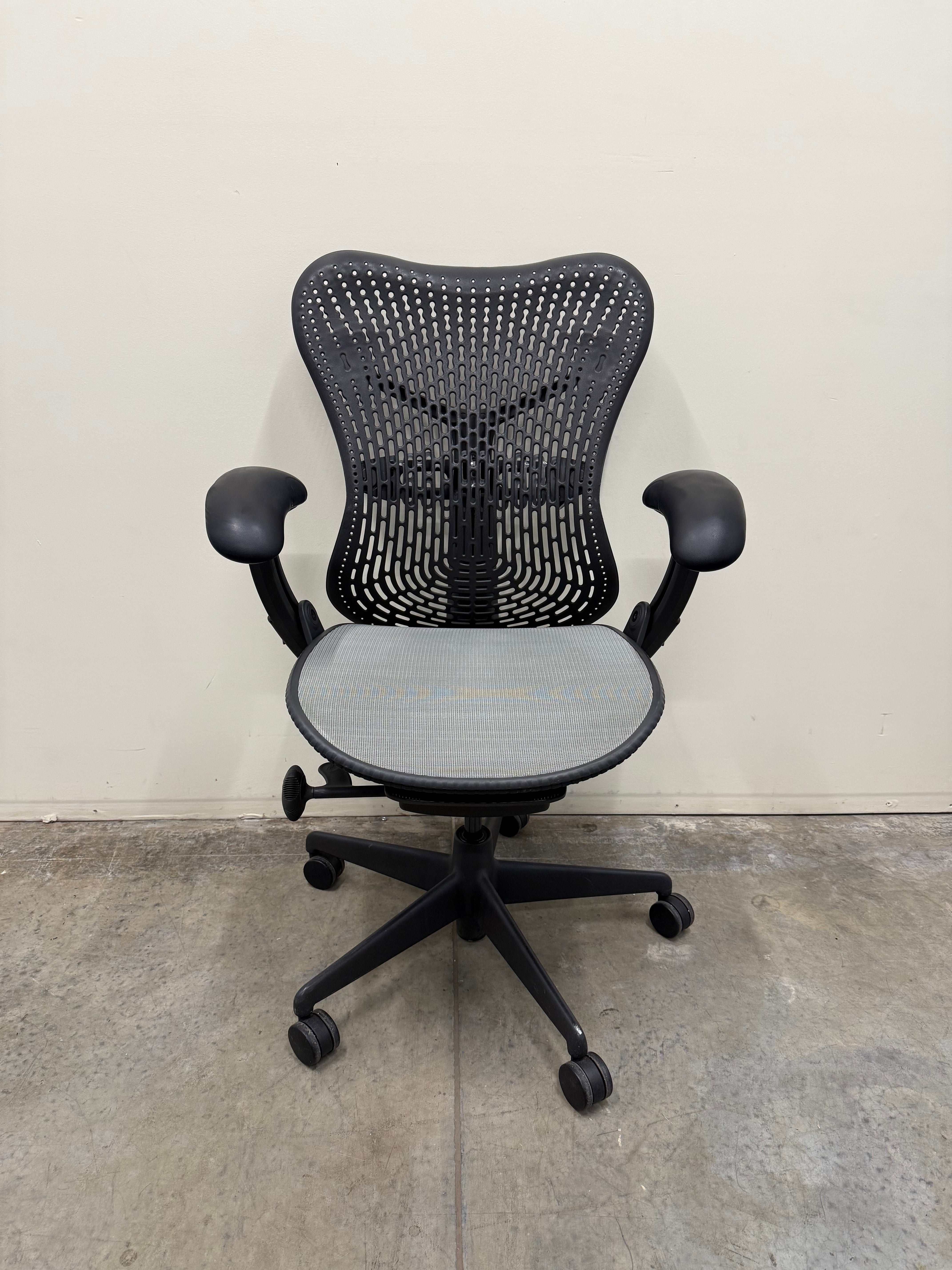Herman Miller Mirra 1 Office Chair with Armrest - Grey/Graphite