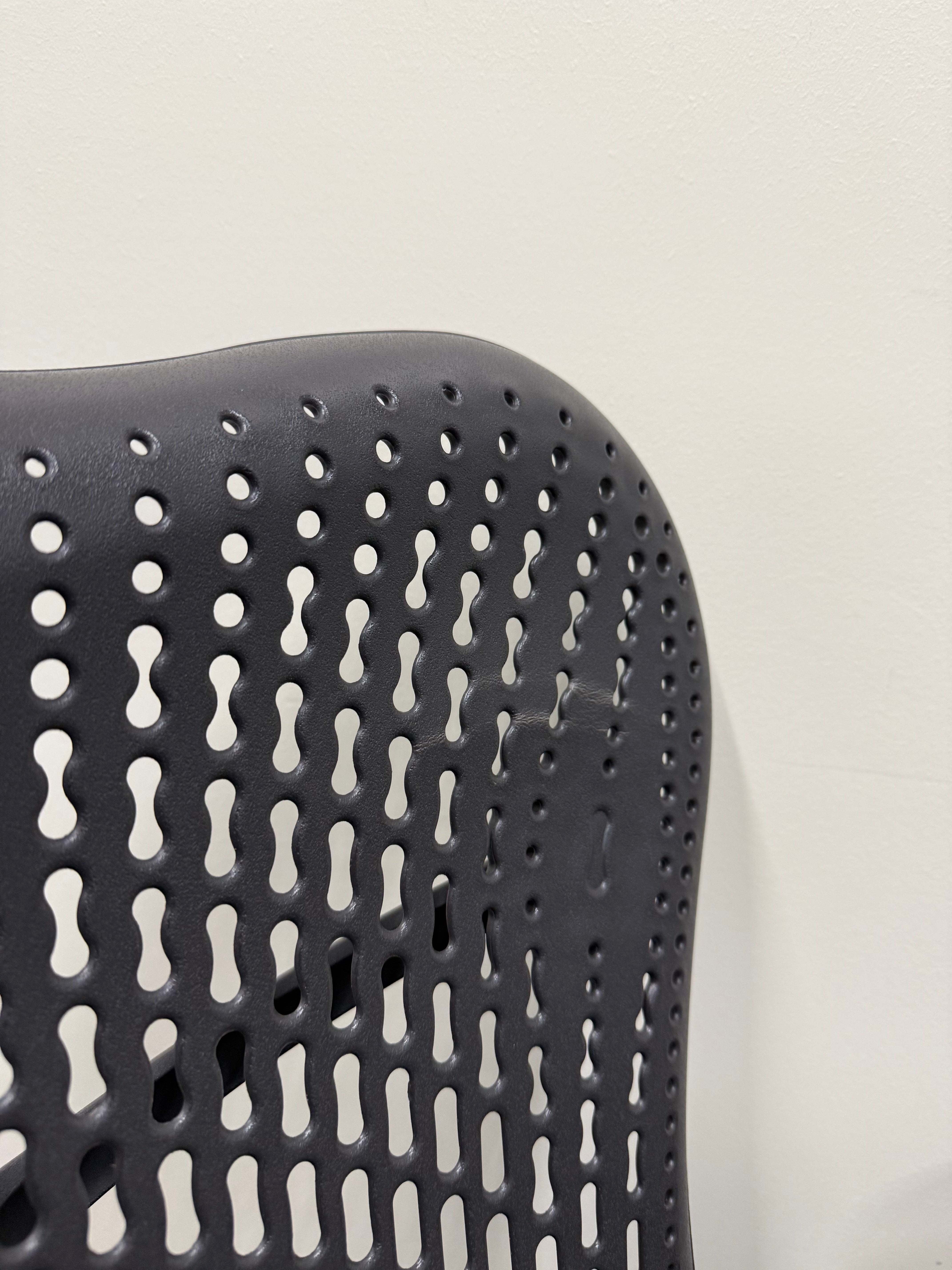 Herman Miller Mirra 1 Office Chair with Armrest - Grey/Graphite