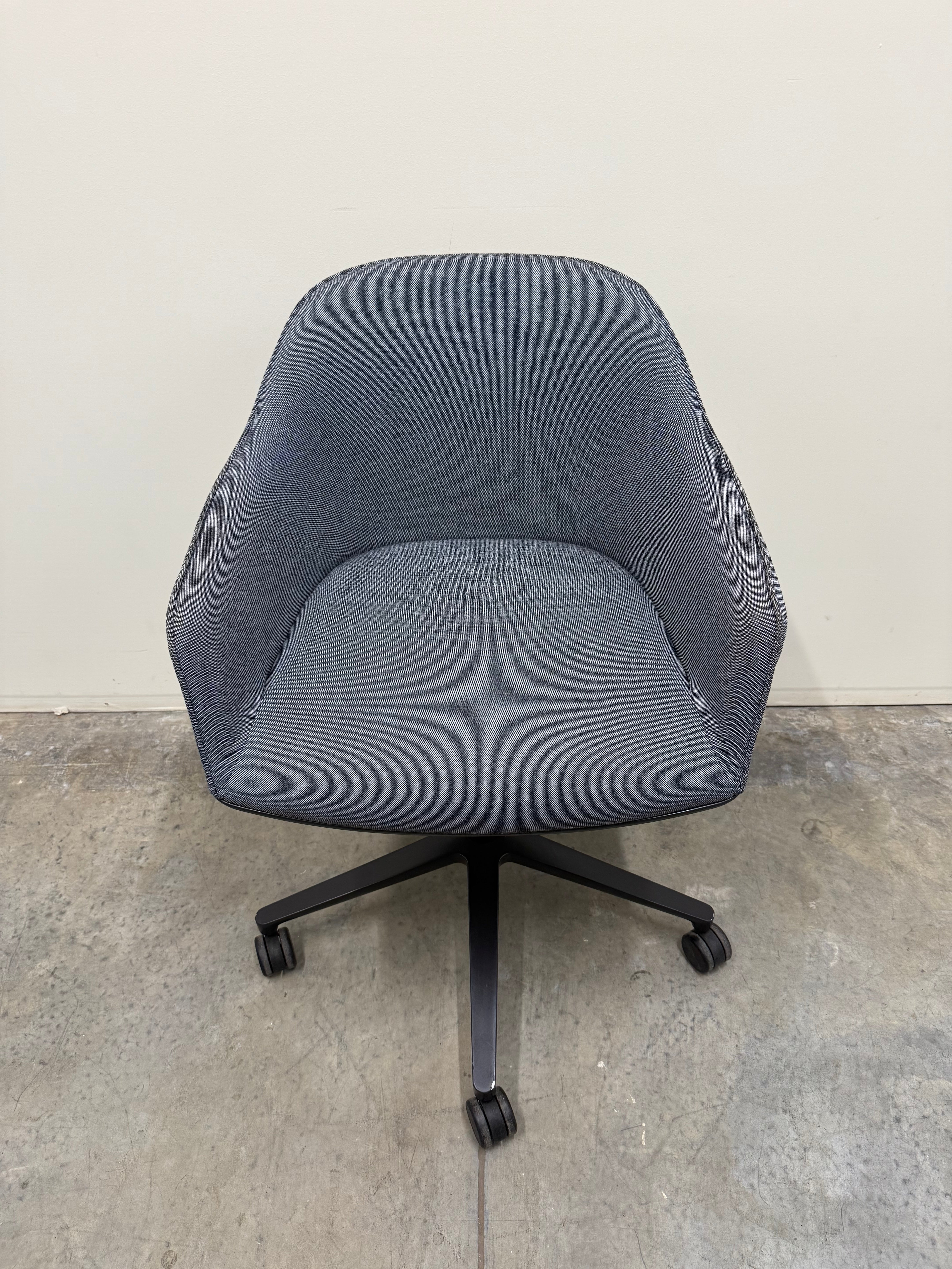 Vitra Softshell Chair – Grey Fabric with 5-Star Base on Castors