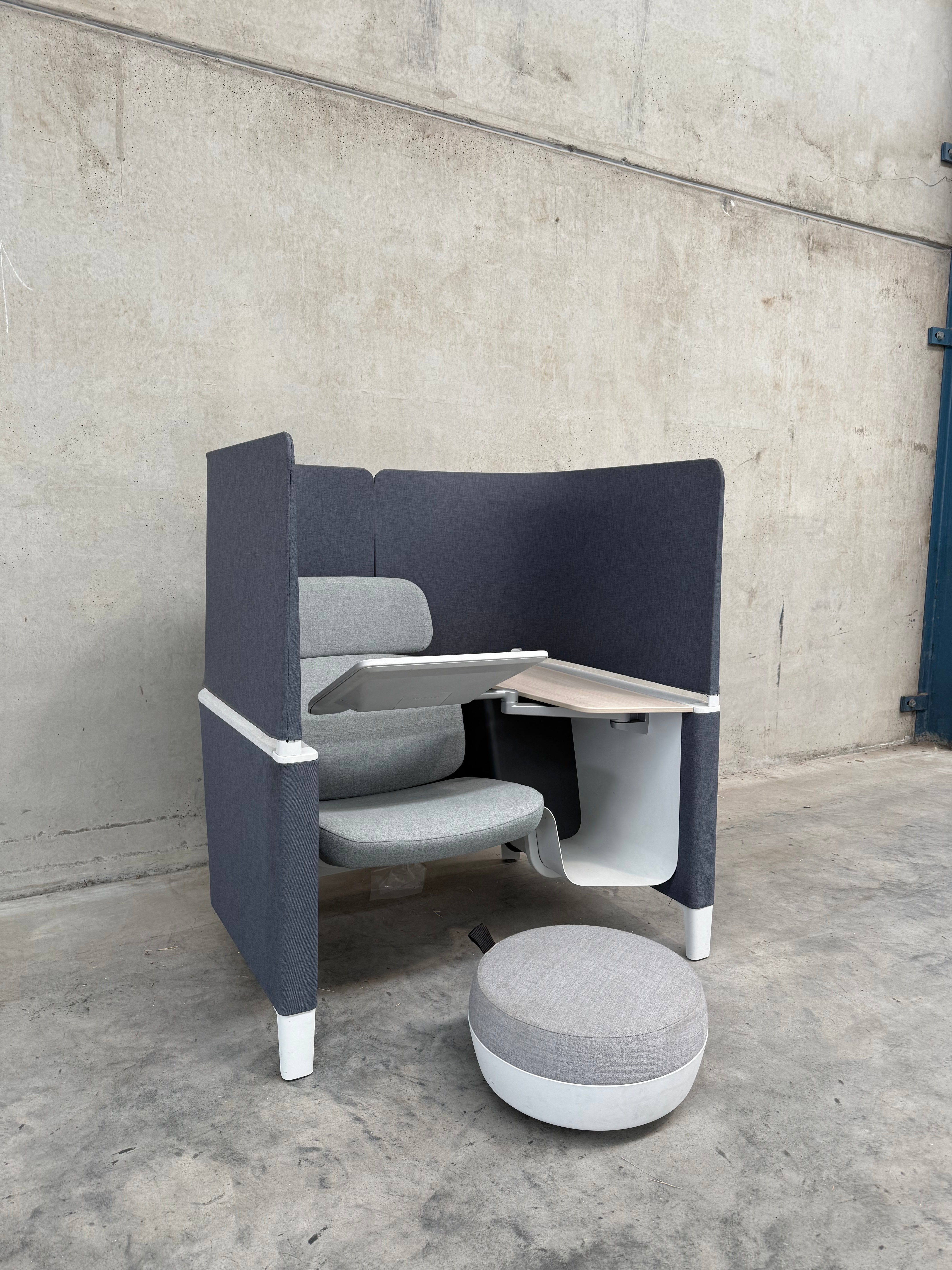 Steelcase Brody WorkLounge - Privacy Work Booth Lounge with Work Surface