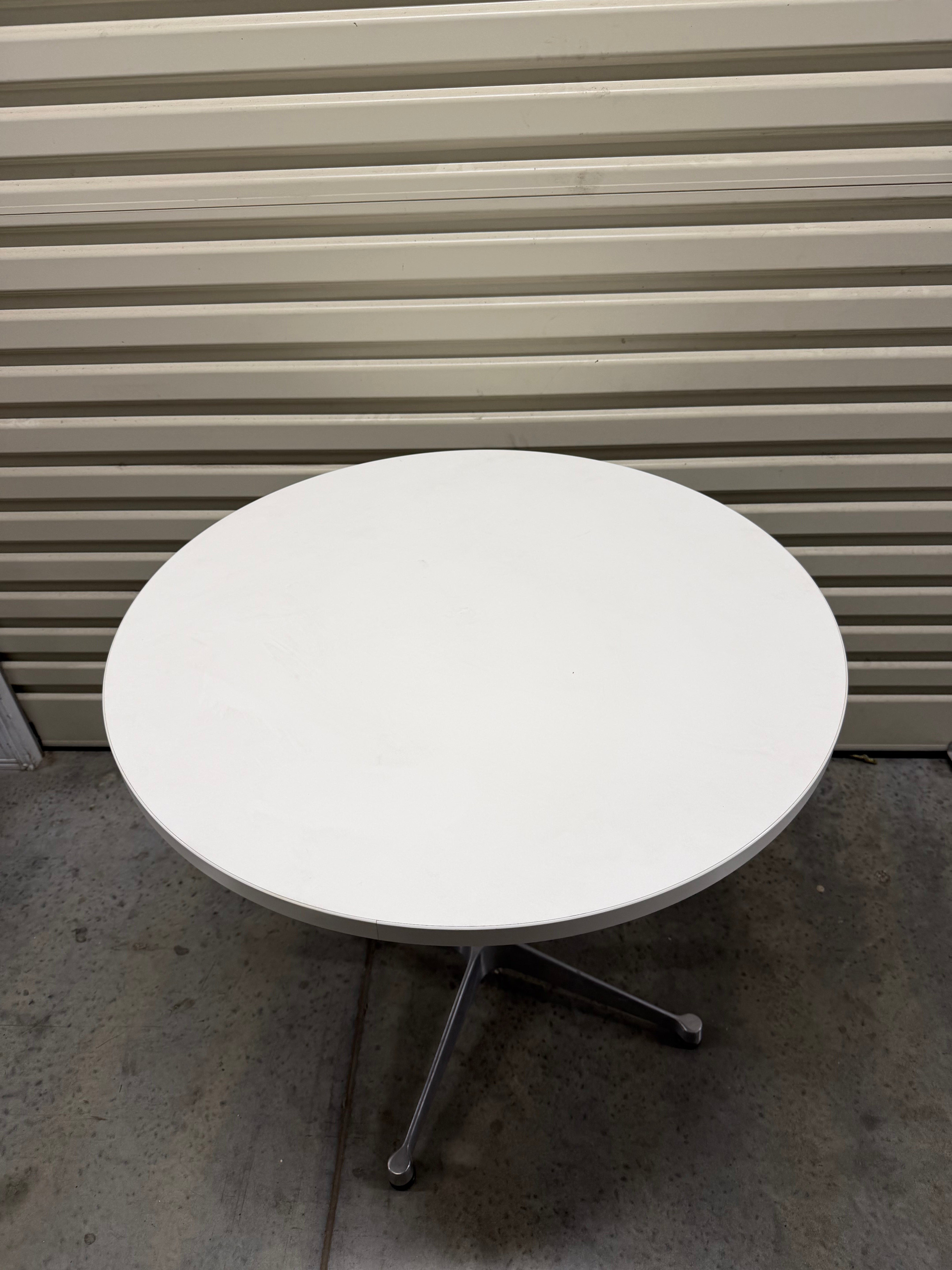 Herman Miller Eames Round Table | White Top | Contract Base