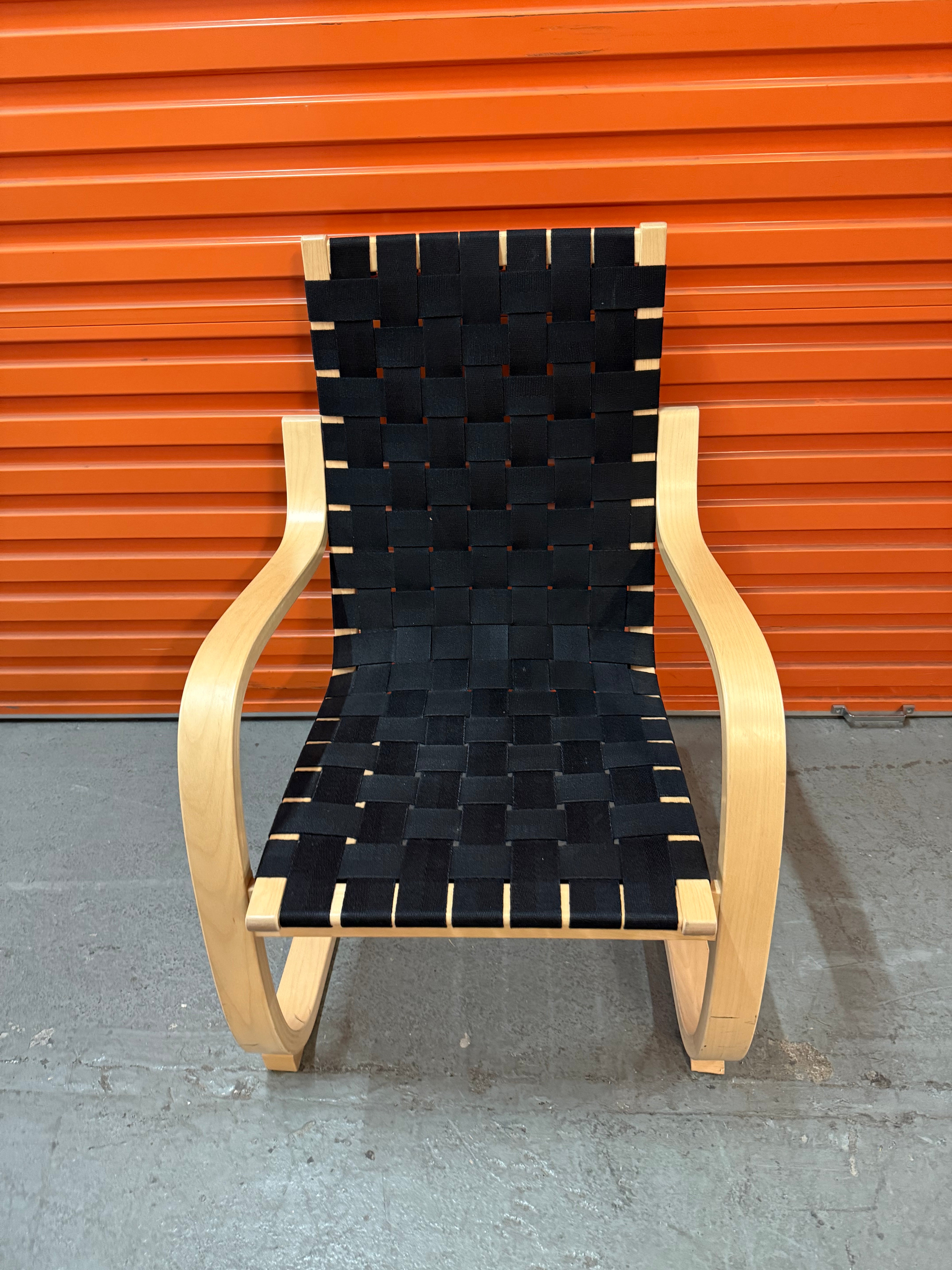 Artek Aalto Armchair 406 – Birch / Black Webbing