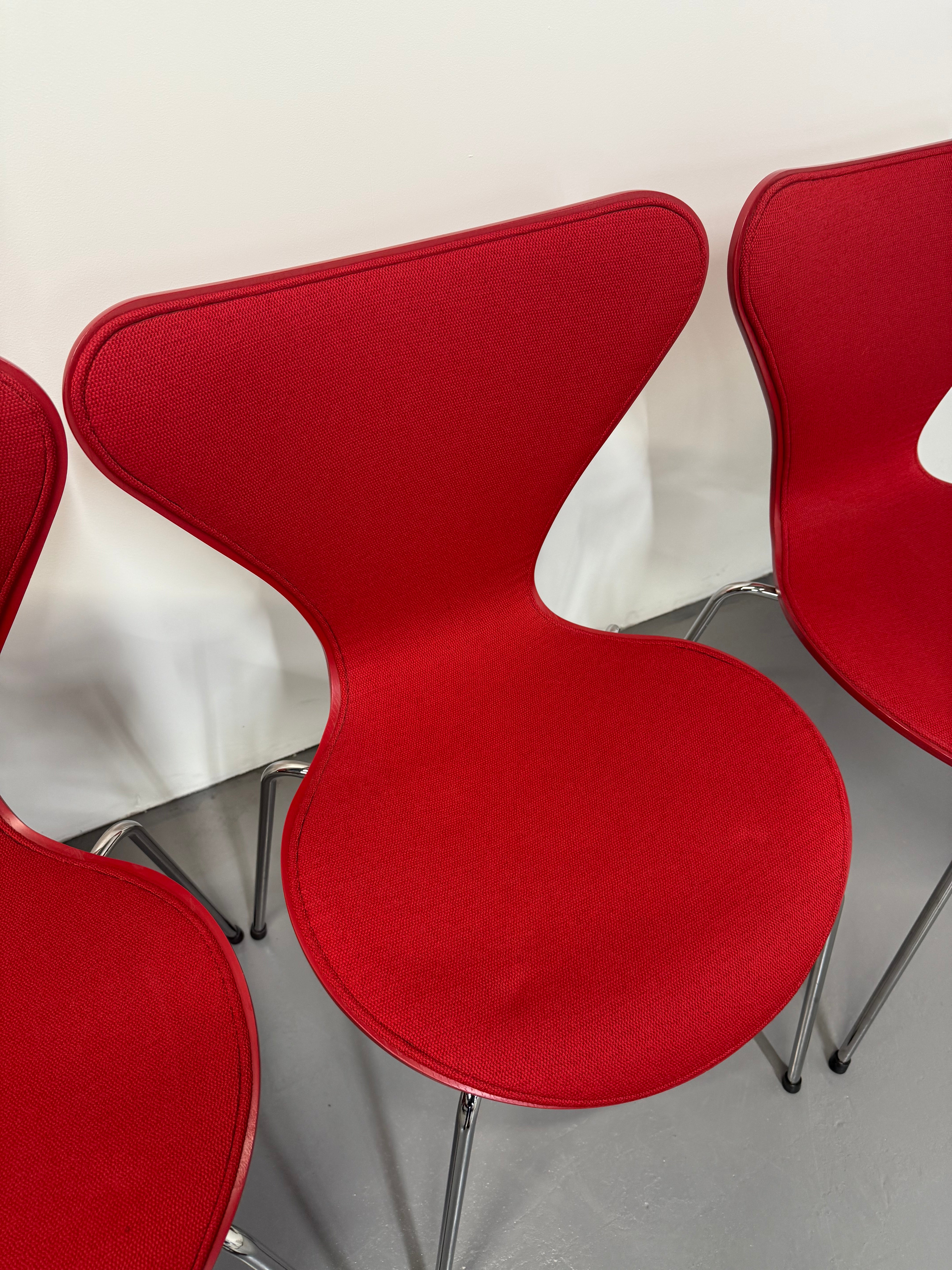 Fritz Hansen Series 7 Chairs – Red Fabric (Model 3107)
