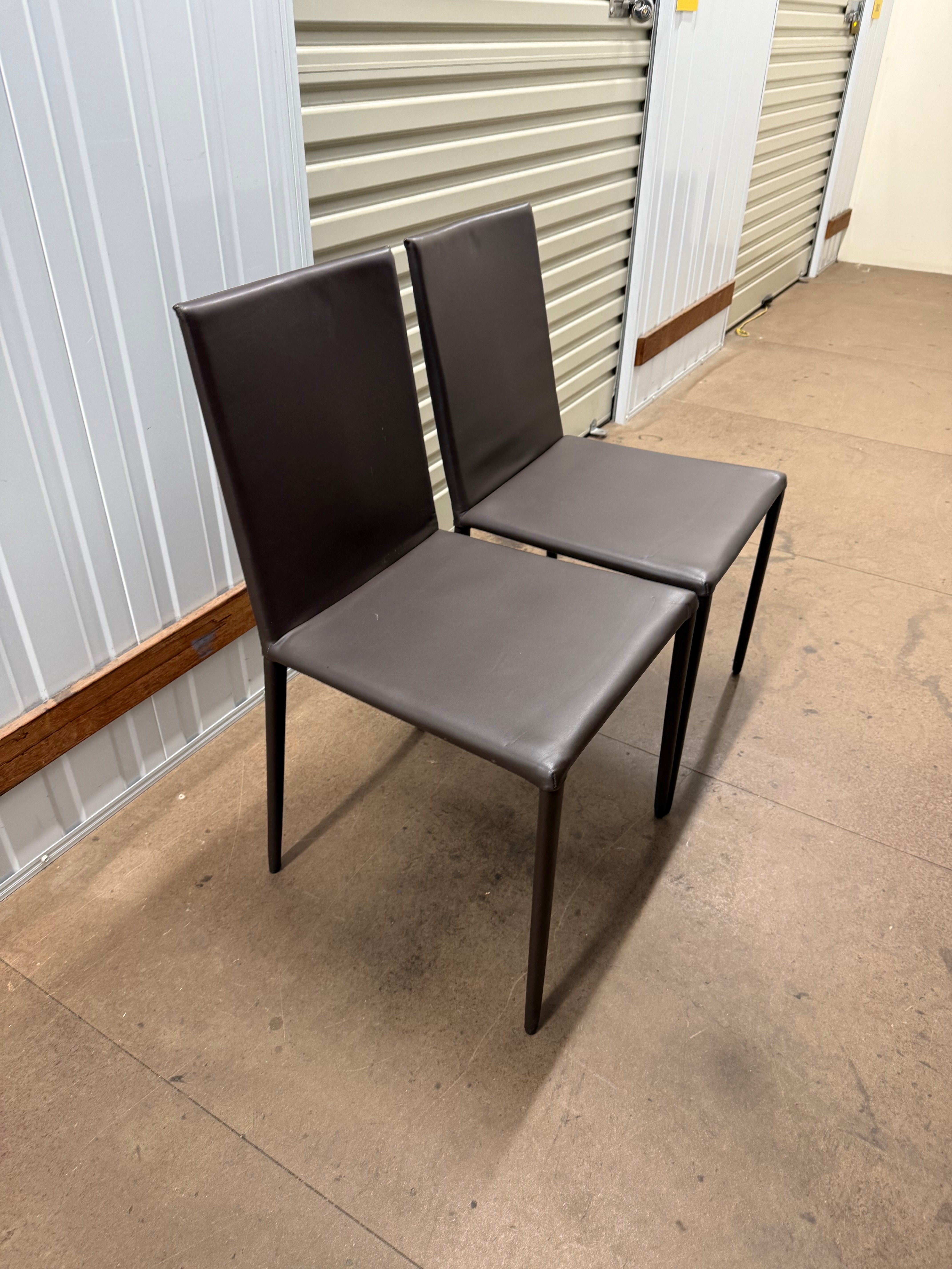 Arper Norma Dining Chair – Brown Leather Upholstered