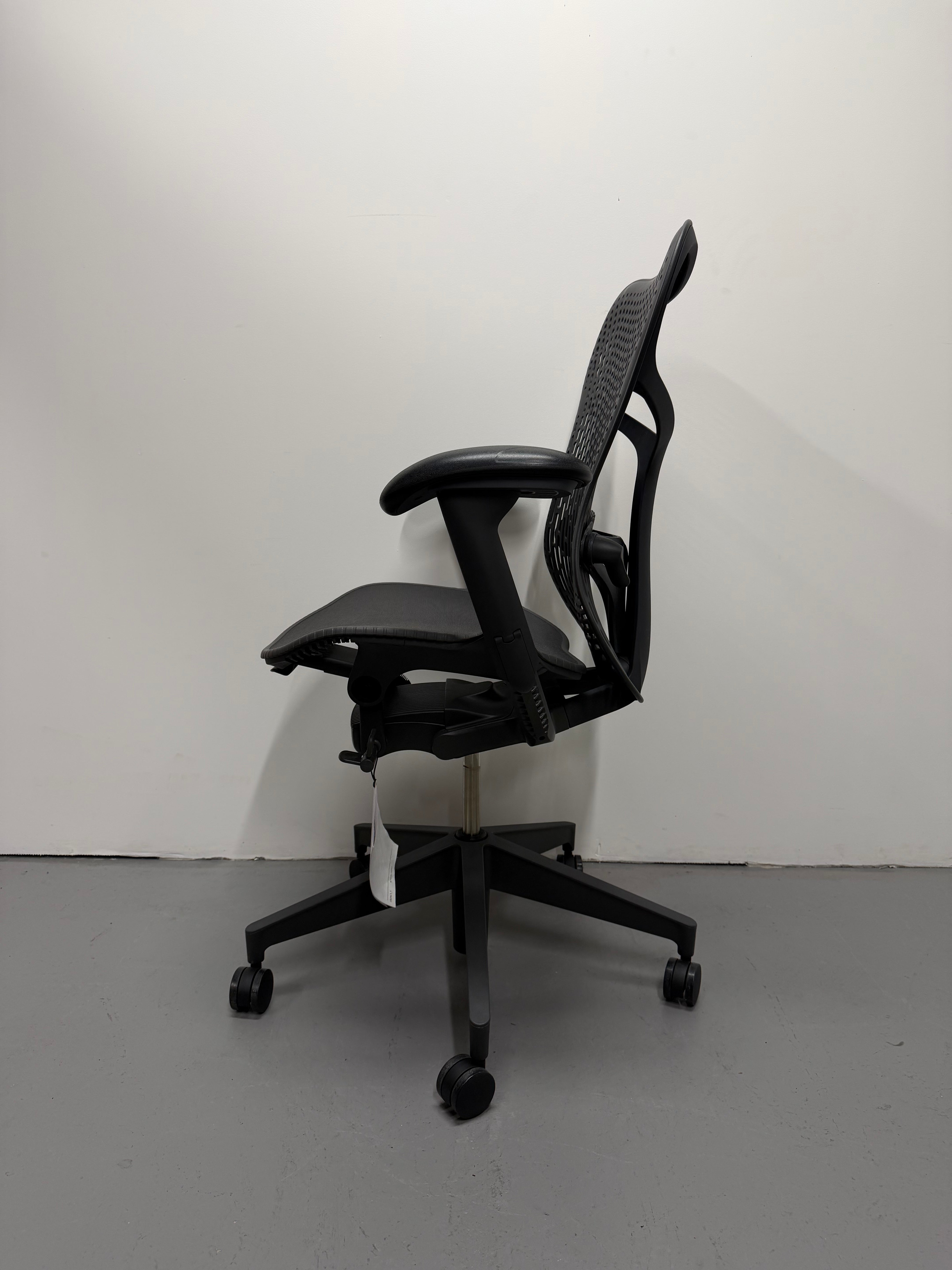 Herman Miller Mirra 2 Graphite Task Chair with TriFlex Back | Ex-Showroom