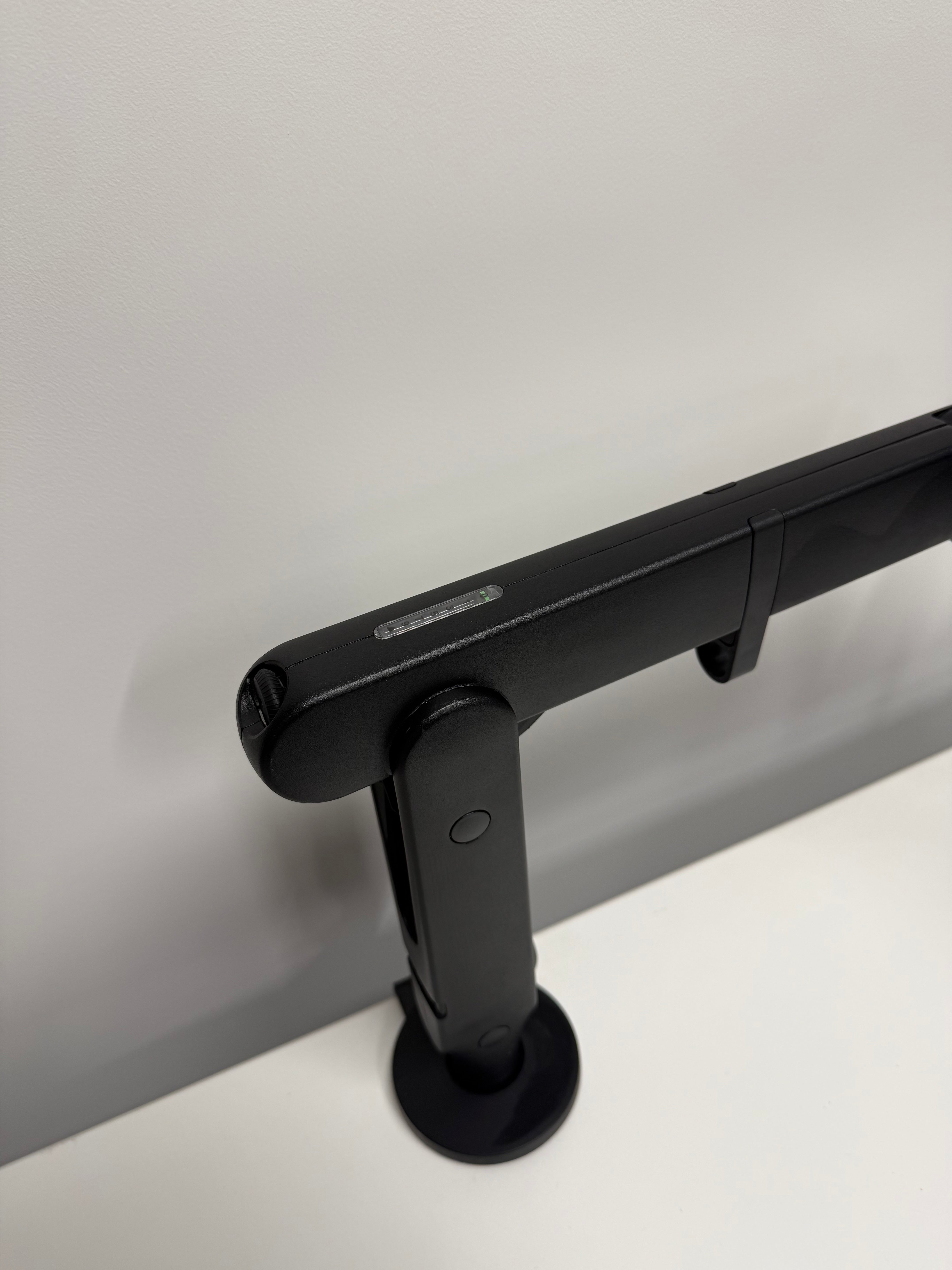Ollin Single Monitor Arm by Colebrook Bosson Saunders - Black