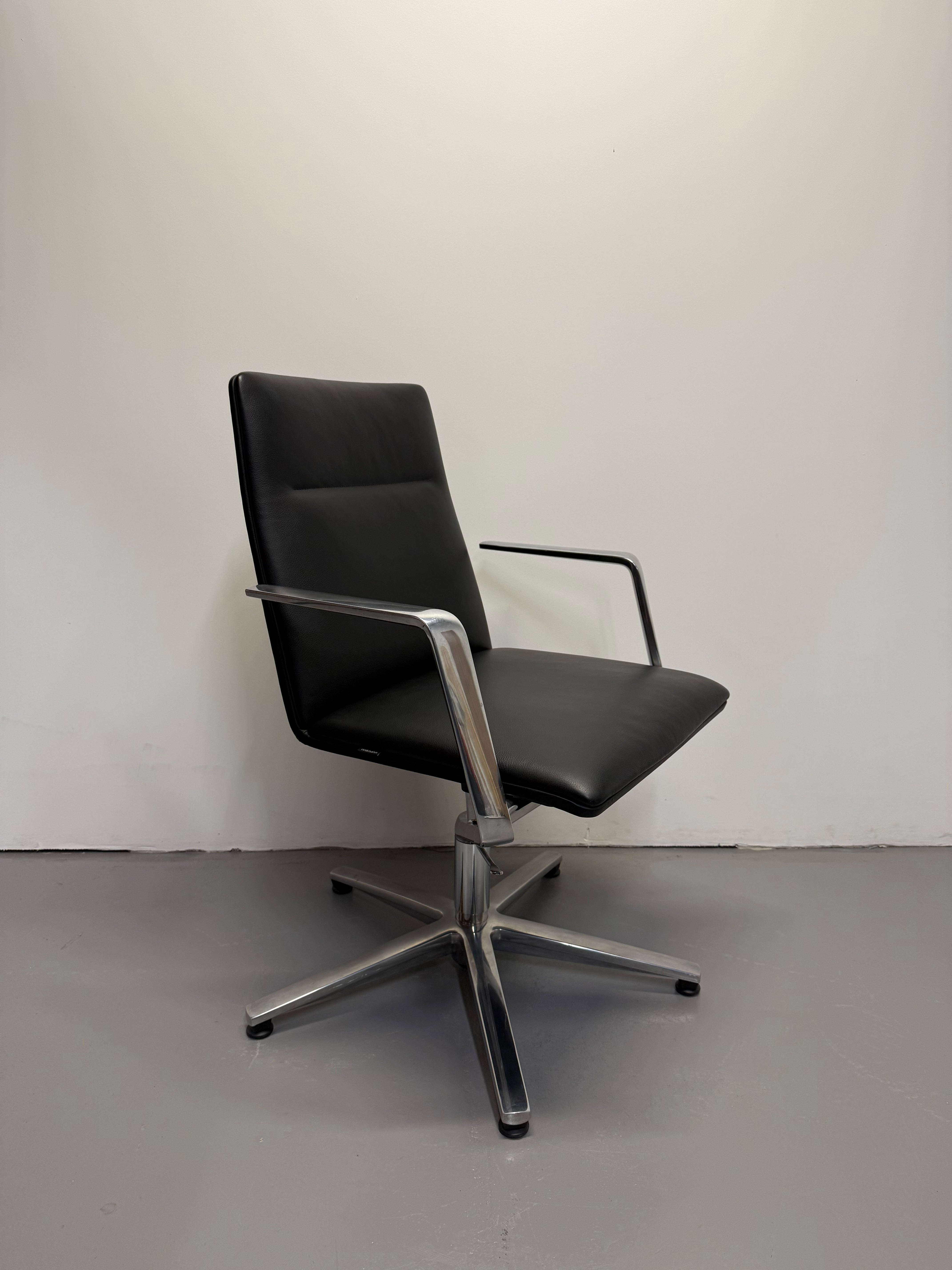 Wilkhahn Sola Conference Chair – Black Leather