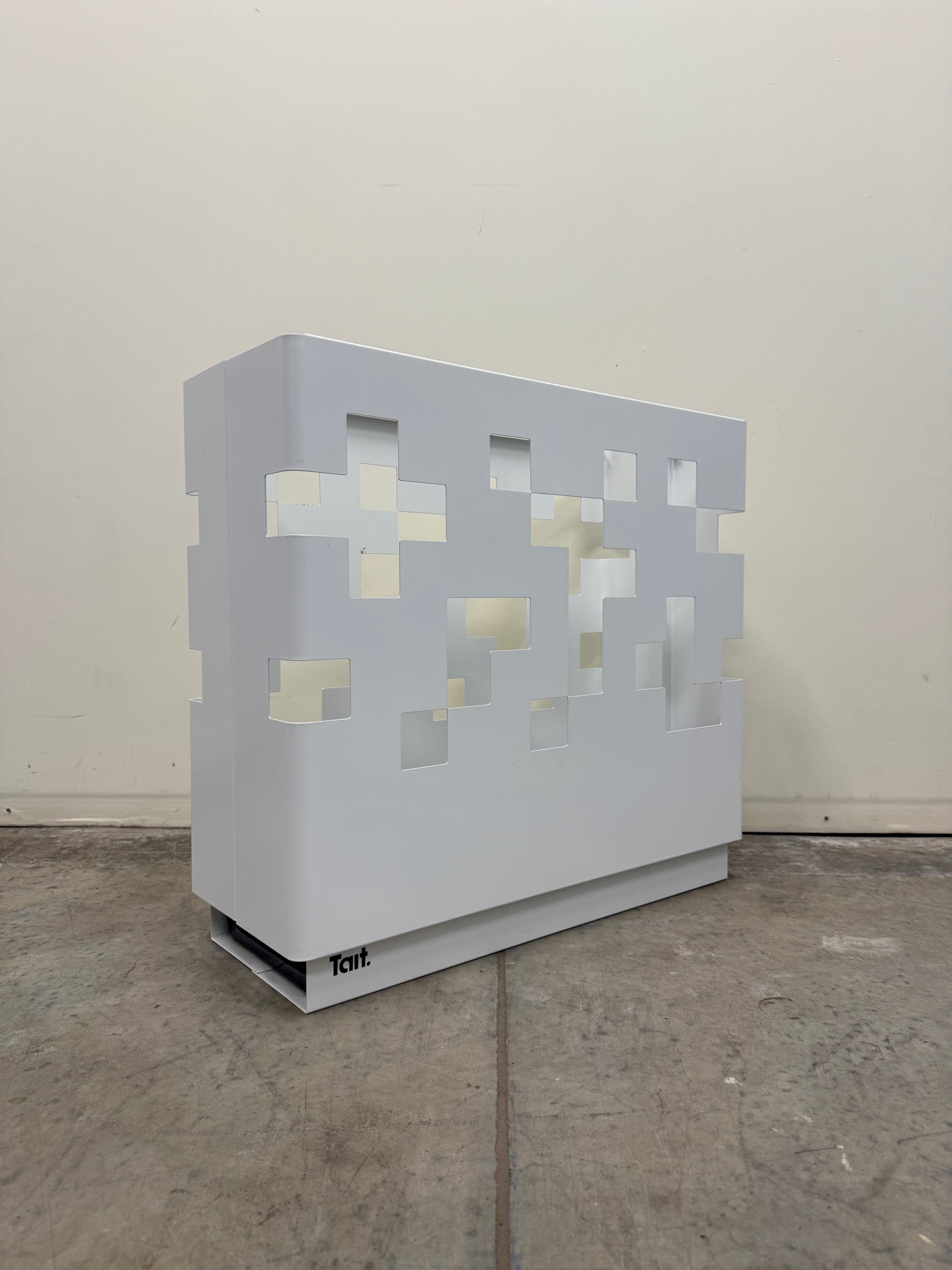 Tait Planter Box Garden Wall – Vertical Planter (Blue and White)