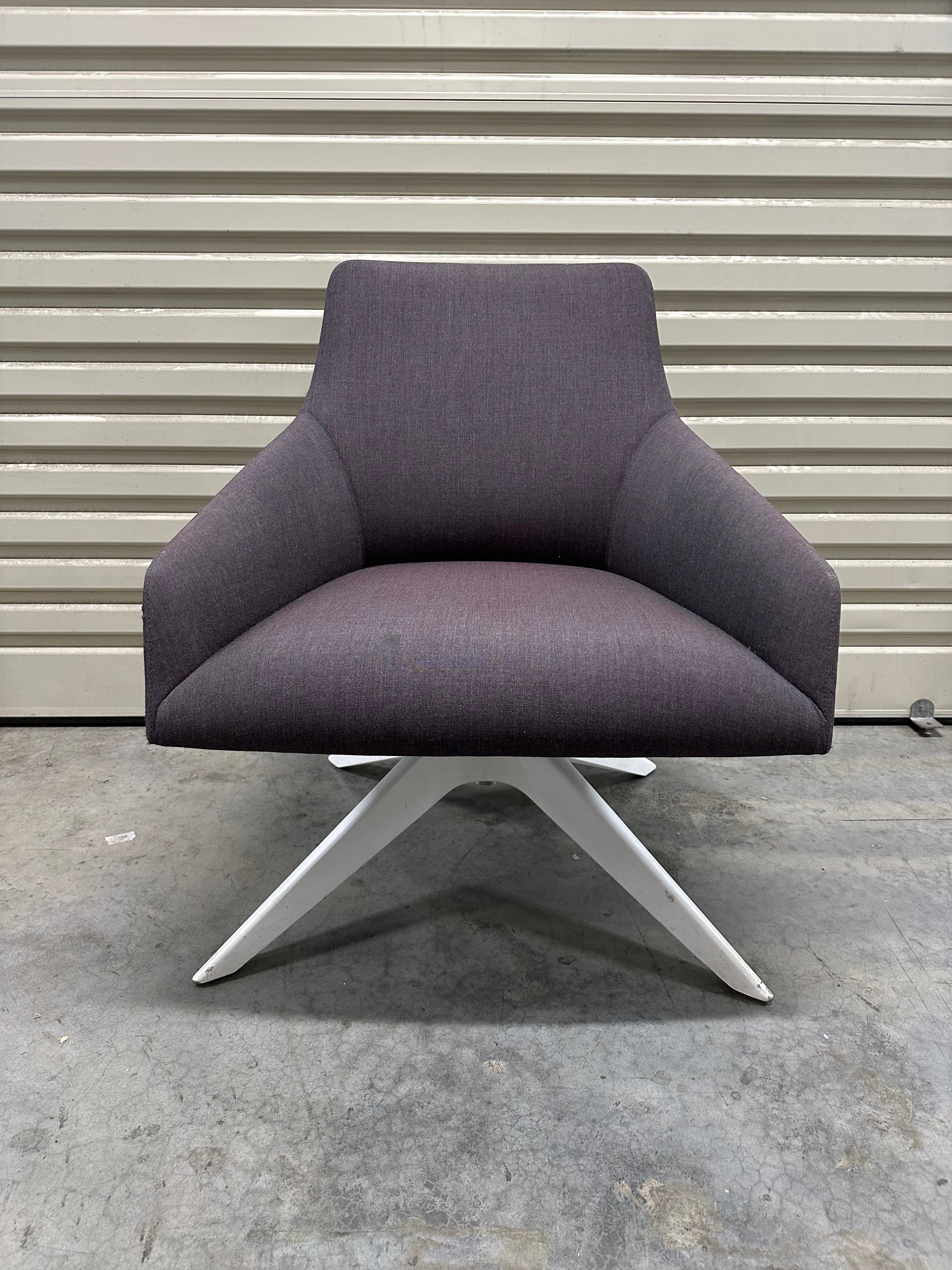 Alya Lounge Chairs BU1524 – Designed by Lievore Altherr Molina for Andreu World