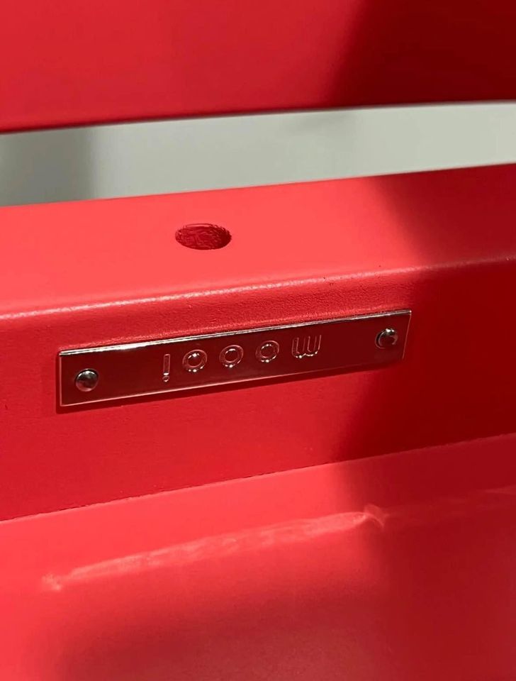 Moooi - Atelier Van Lieshout Low Bar Stool - Red