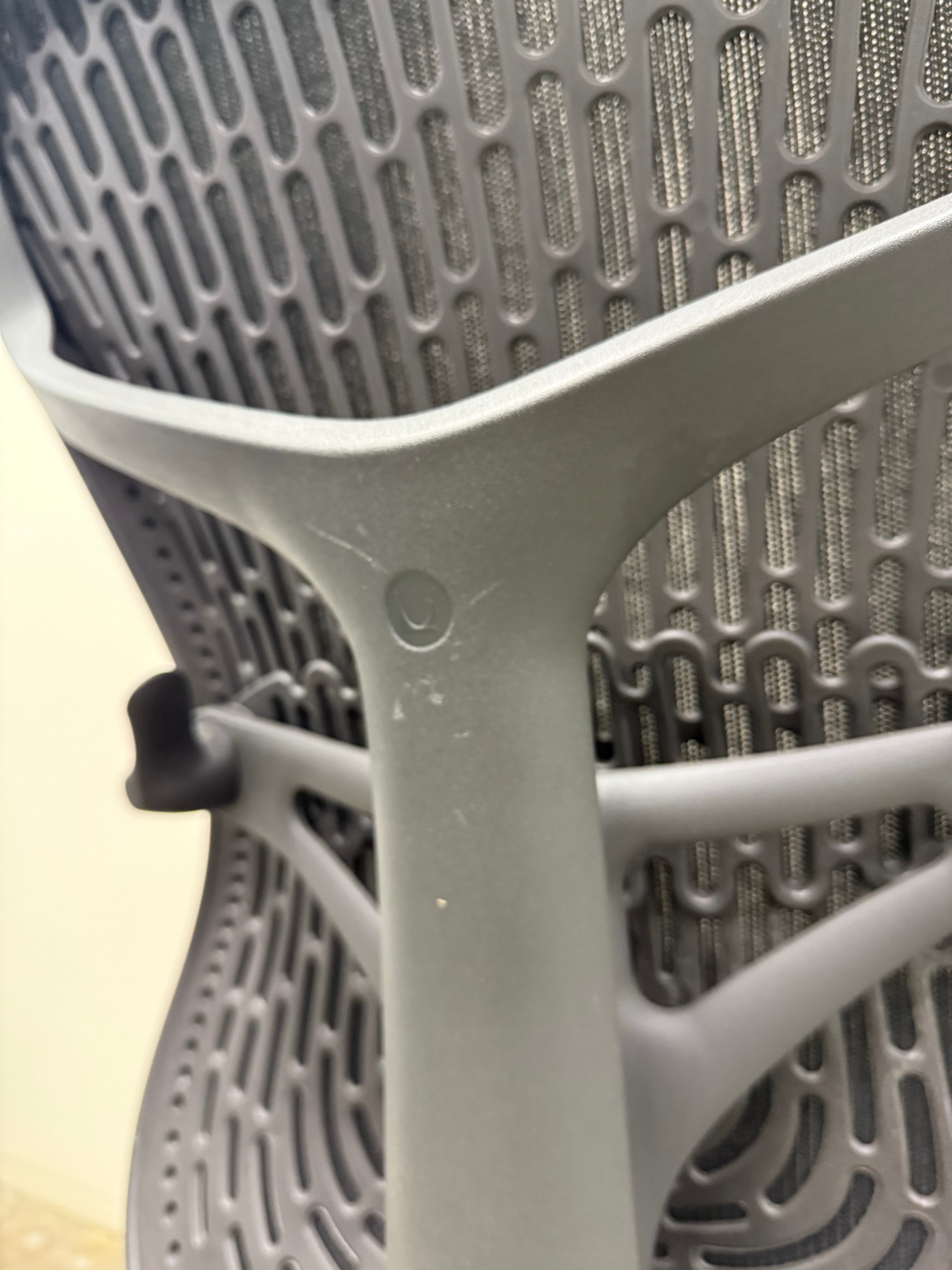 Herman Miller Mirra 2 Chair – No Arms / Black Mesh