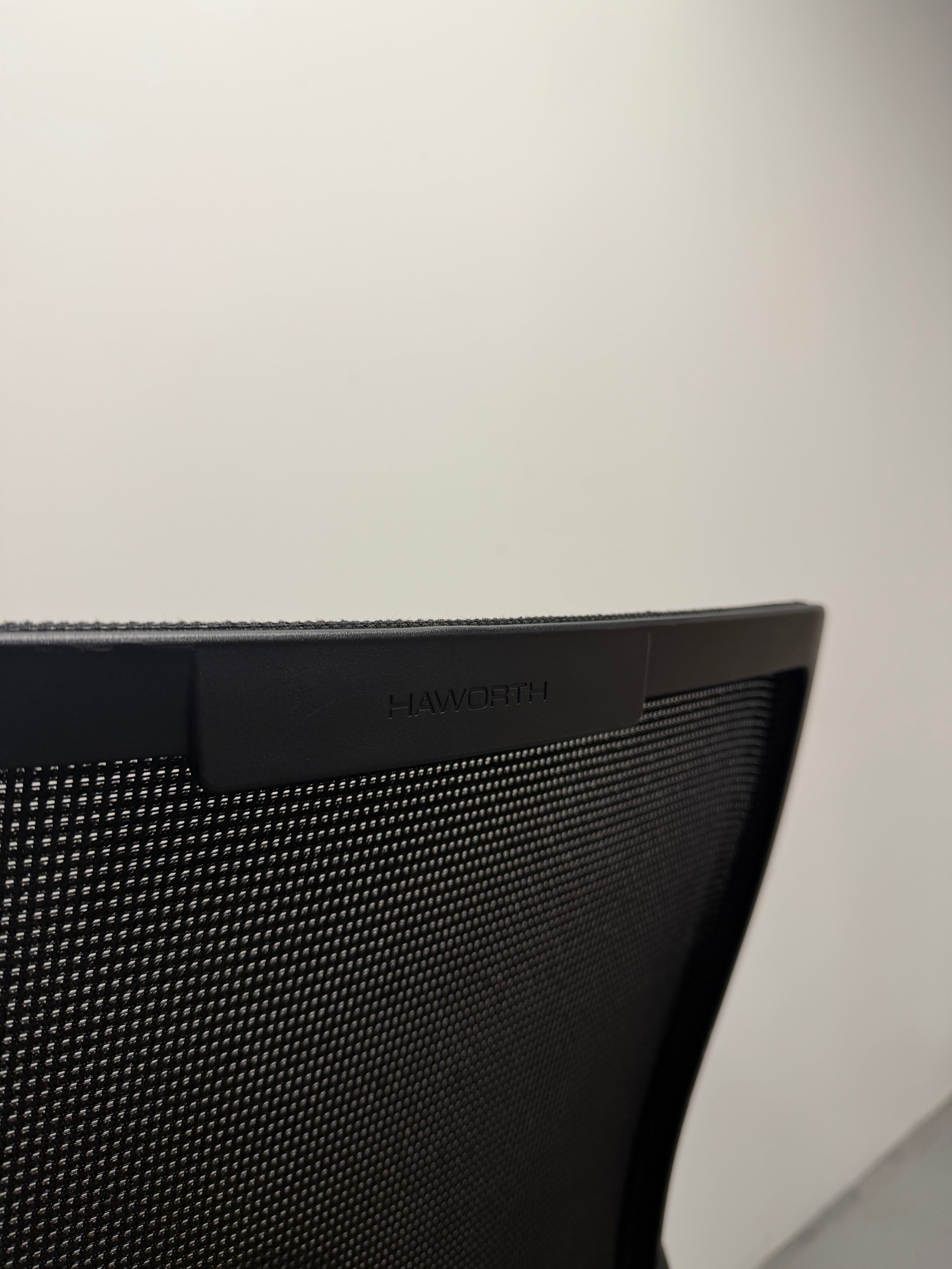 Haworth Aloha Ergonomic task Chair - Black