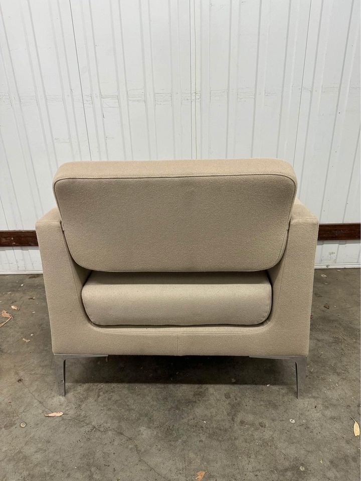 Segis Alphabet – OMG | Armchair designed by Roberto Romanello