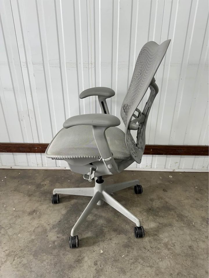 Herman Miller Mirra Office Chair with Armrest - Grey