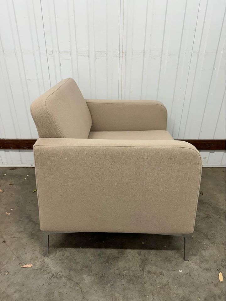 Segis Alphabet – OMG | Armchair designed by Roberto Romanello