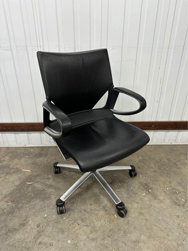 Wilkhahn Executive Office Chair Black Leather Modus 283/7 Office Swivel Task Chair