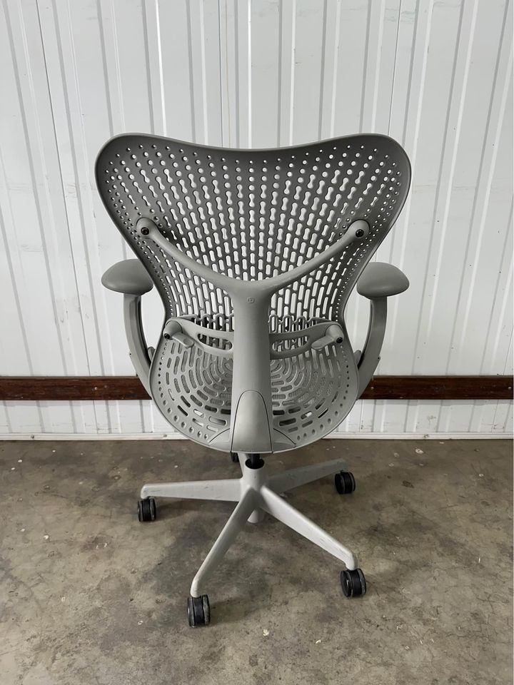 Herman Miller Mirra Office Chair with Armrest - Grey