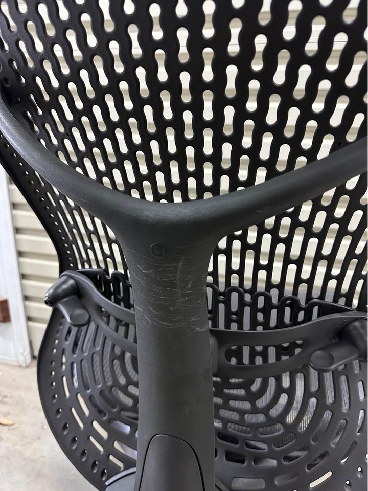 Herman Miller Mirra Office Chair no arms - Black