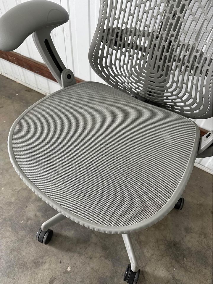 Herman Miller Mirra Office Chair with Armrest - Grey
