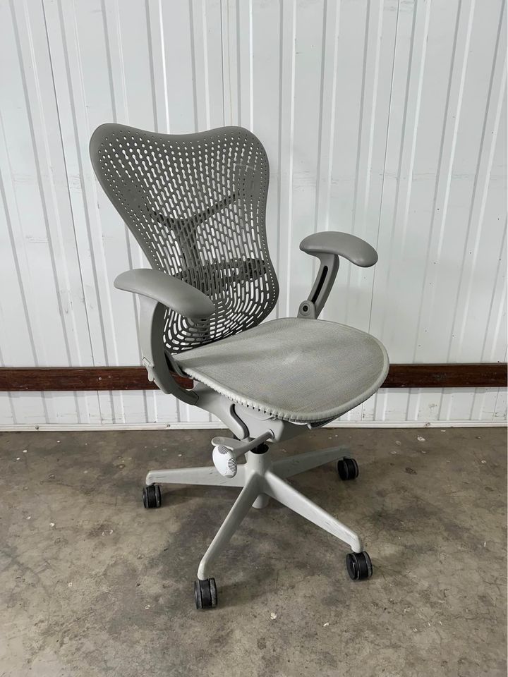 Herman Miller Mirra Office Chair with Armrest - Grey