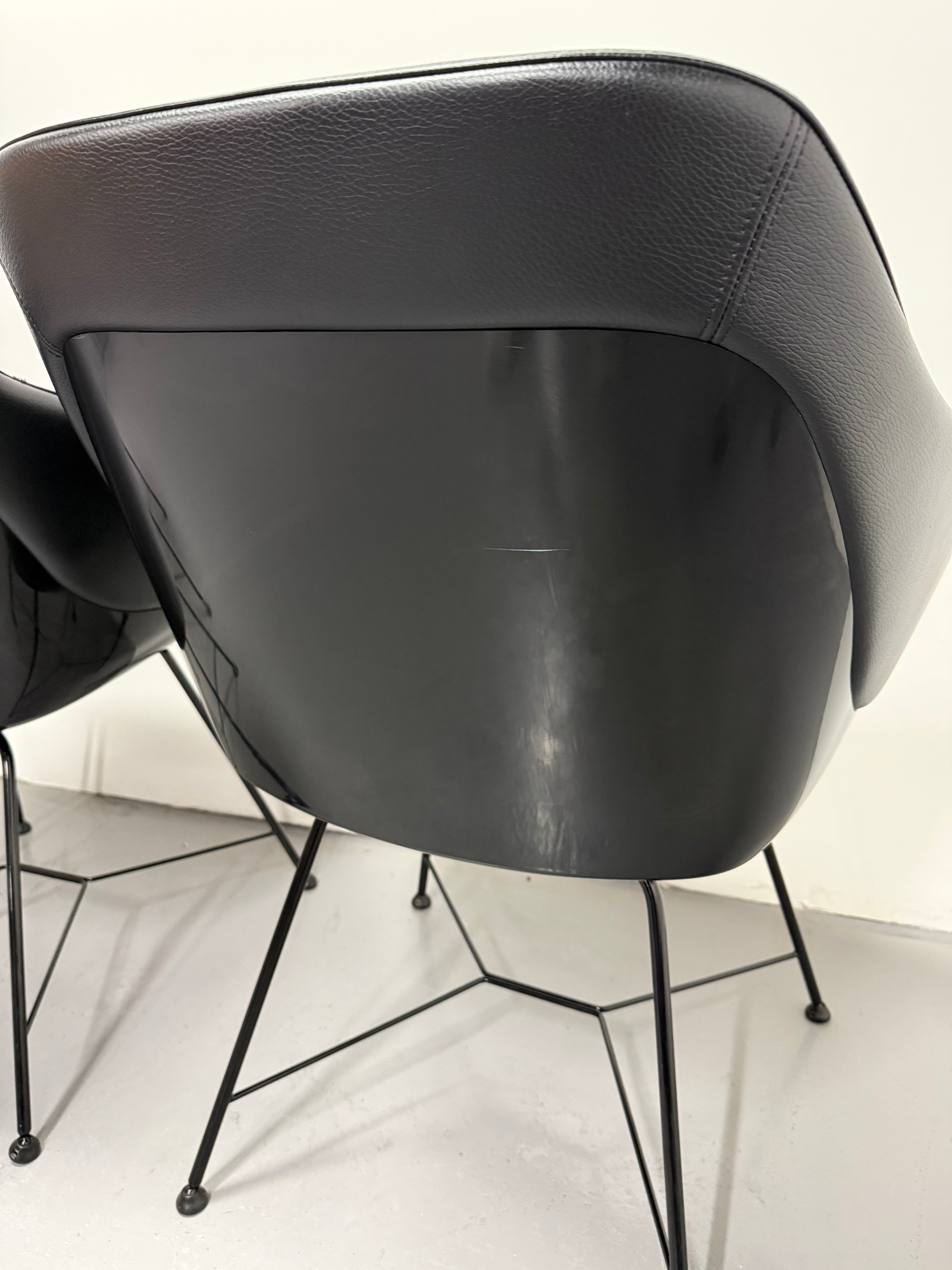 Walter Knoll Turtle Chair - Black Leather with Wire Base