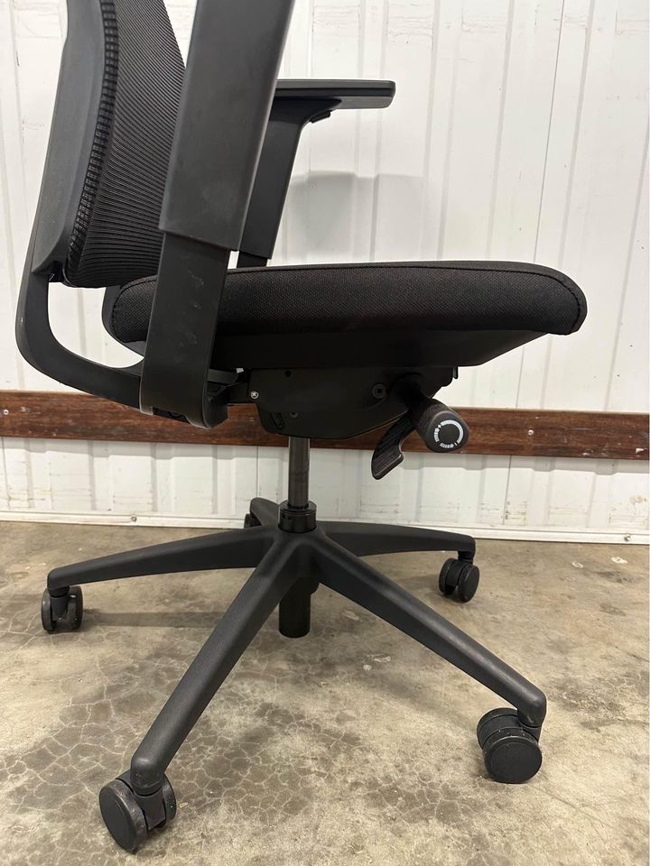 Stateline Como Executive task office chair