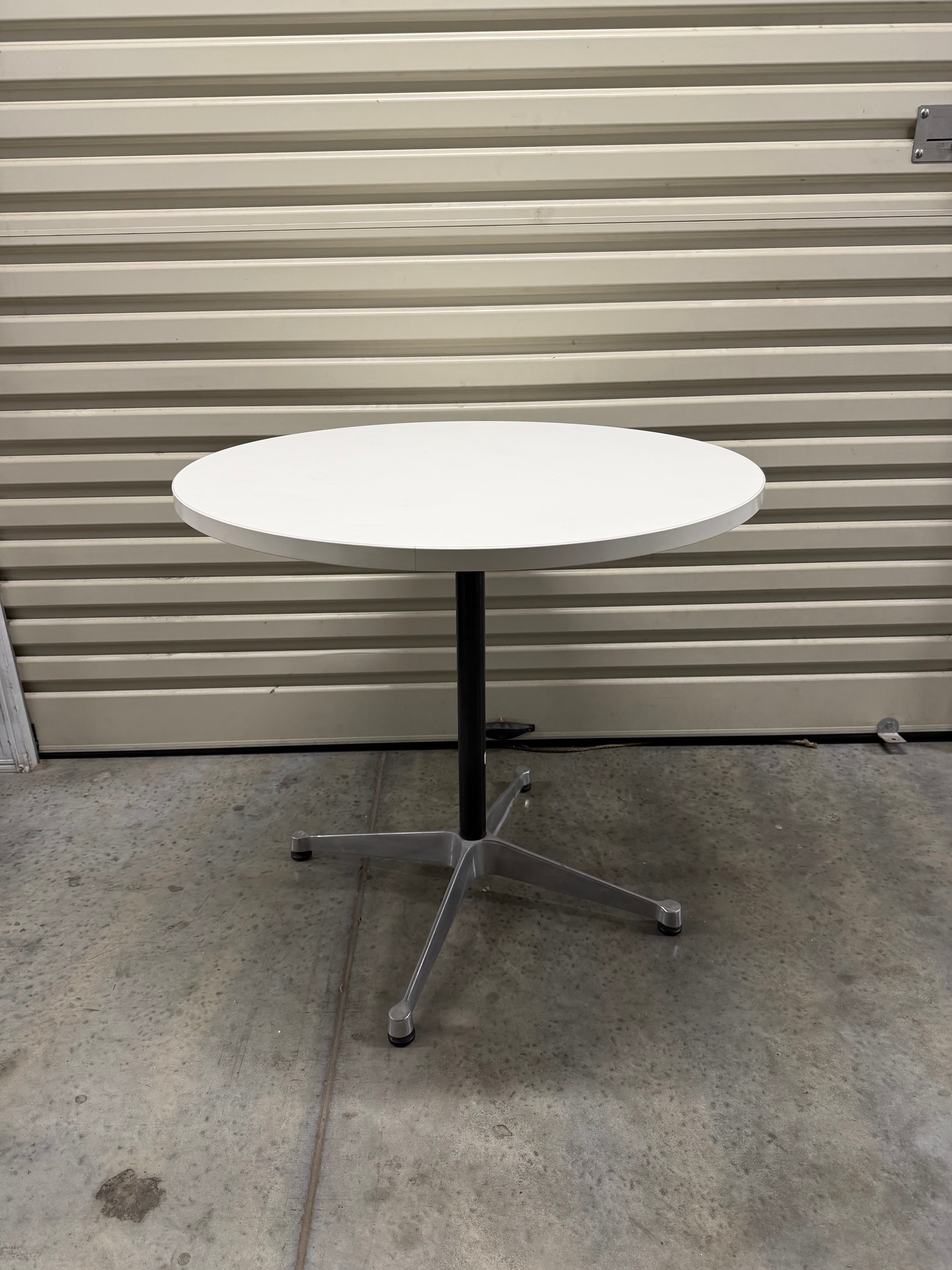 Herman Miller Eames Round Table | White Top | Contract Base