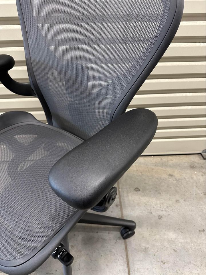 SOLD Herman Miller Aeron Remastered with Armrest - Graphite (Size B)