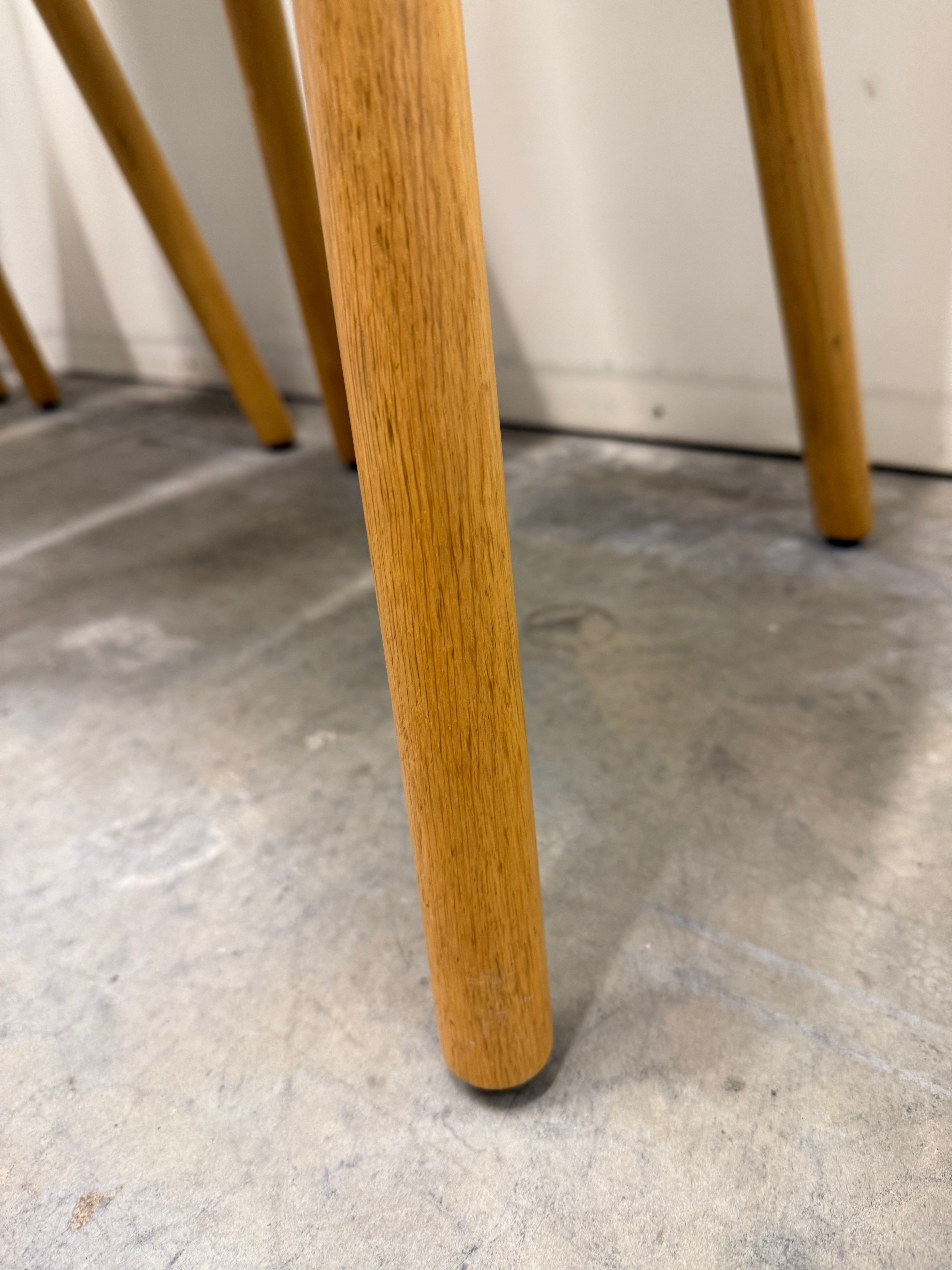 Vitra HAL Wood Chair – Light Blue Seat with Oak Legs by Jasper Morrison