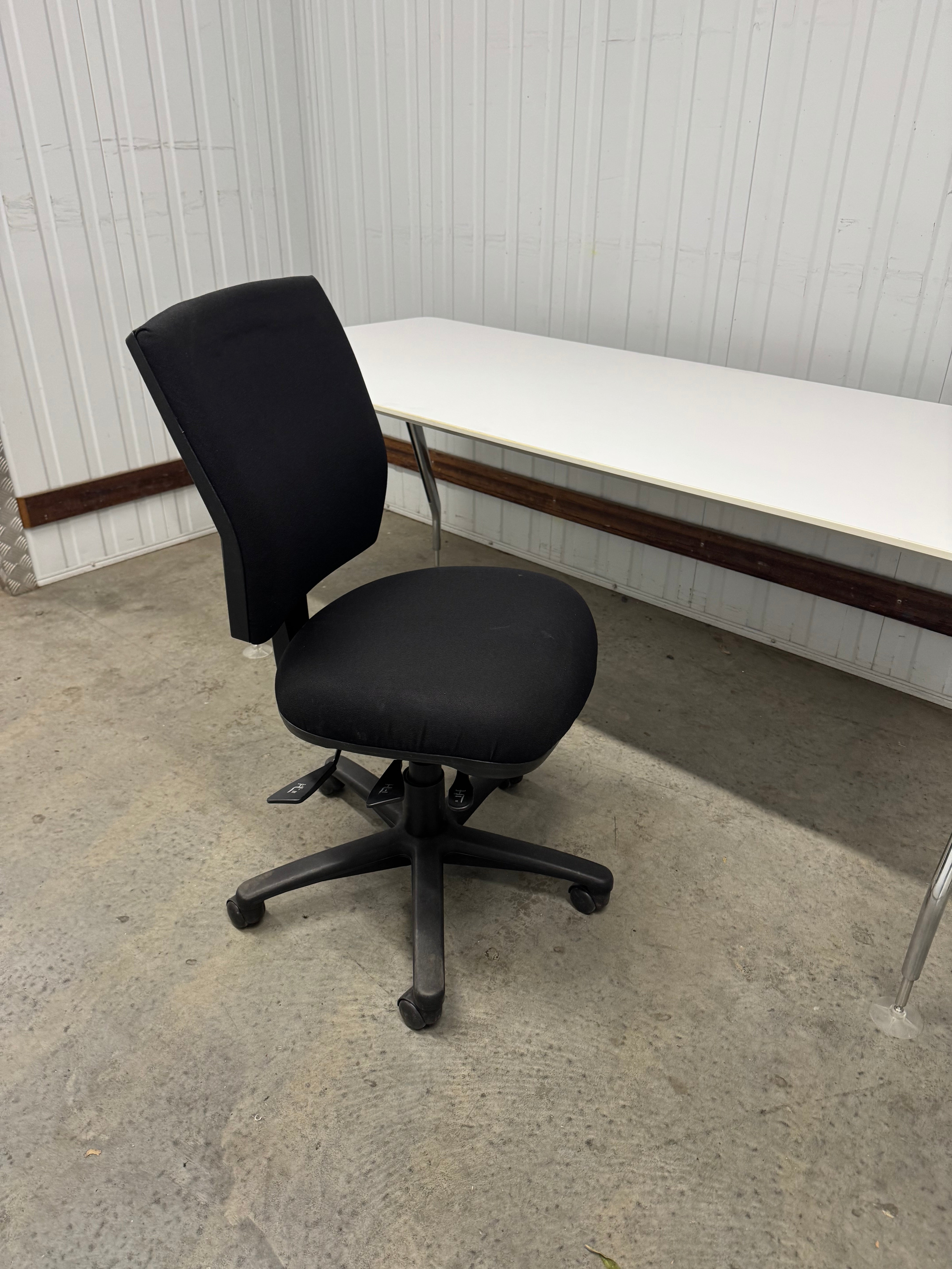 Schiavello Marina Linear Office Table Desk – 1800mm x 750mm