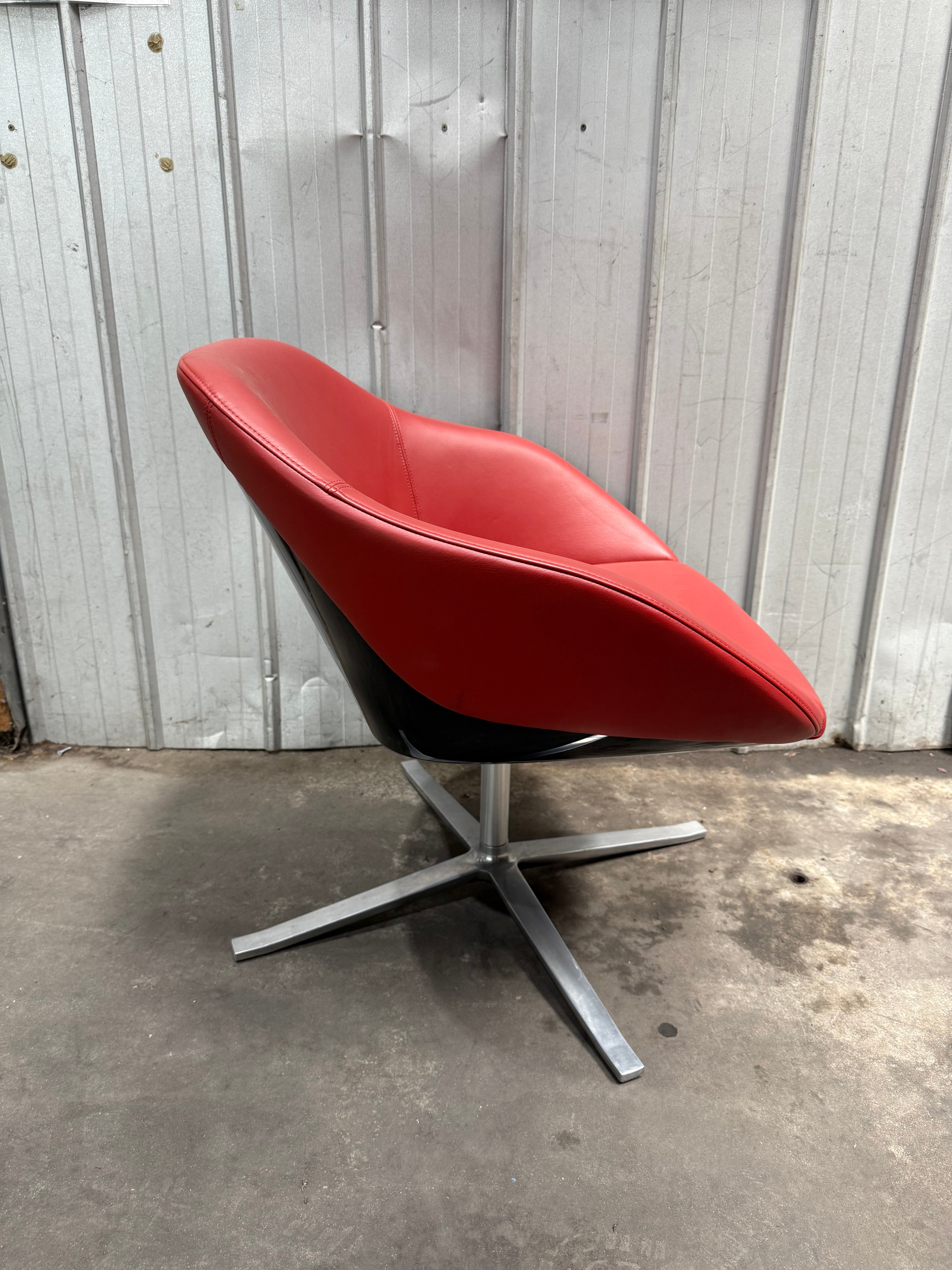 Walter Knoll Turtle Chair – Red Leather
