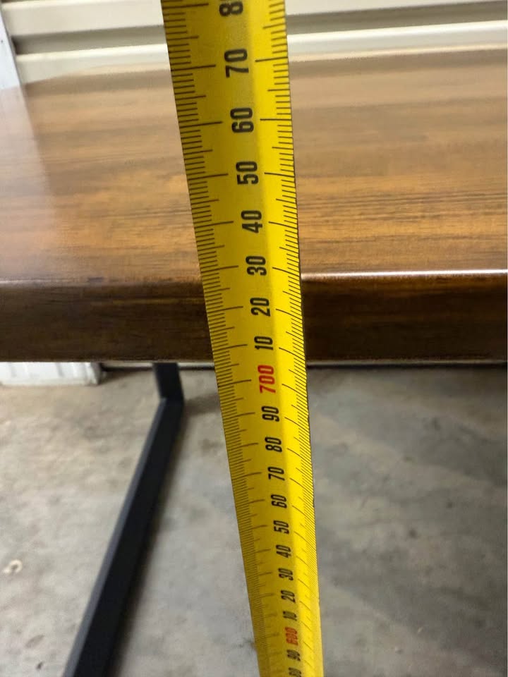 Straight Desk with Redwood top - 1800x750