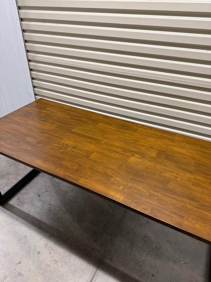 Straight Desk with Redwood top - 1800x750