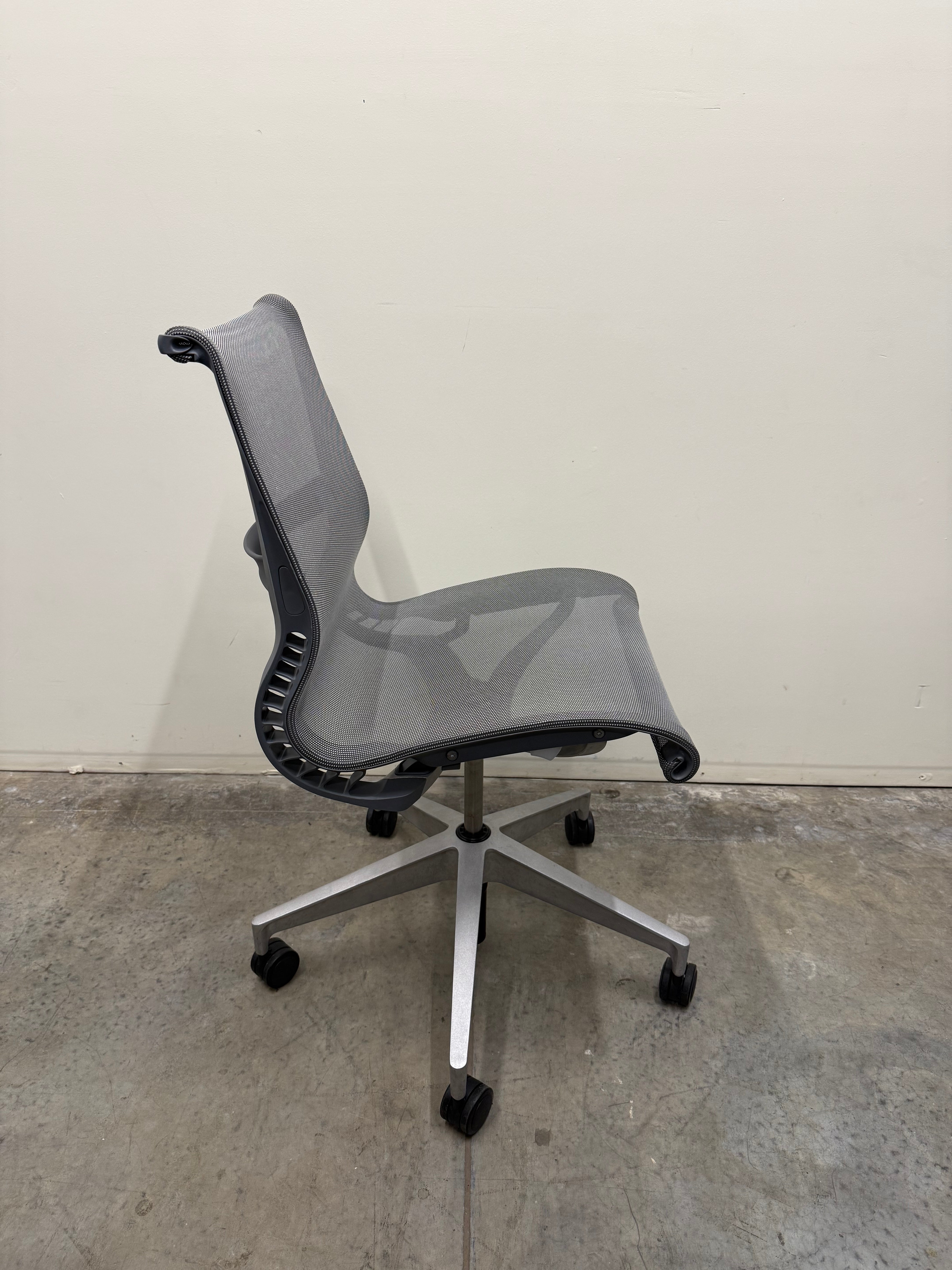 Herman Miller Setu Chair – Armless / Grey