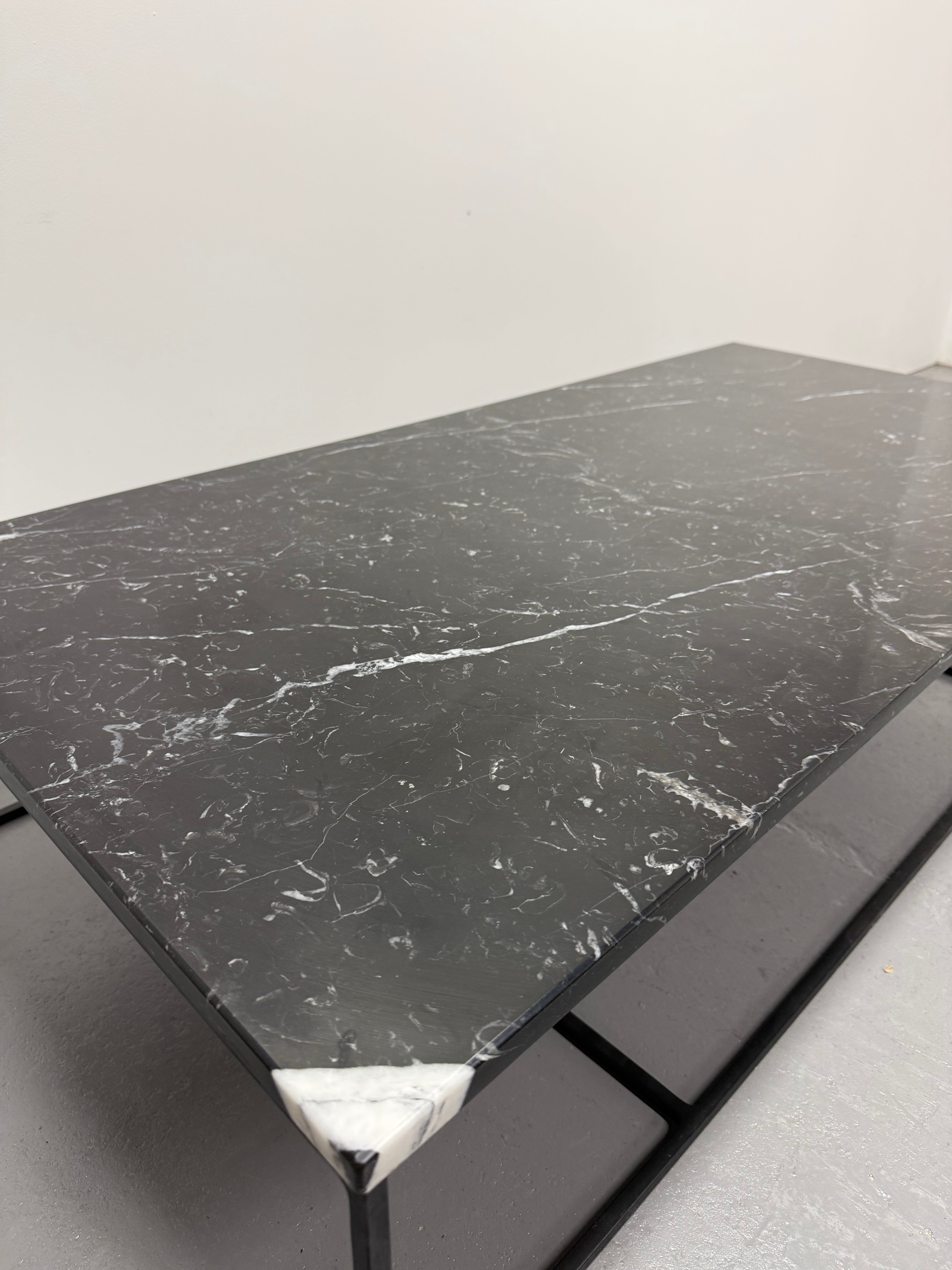 Minotti Calder Coffee Table – Marble Top / Metal Base