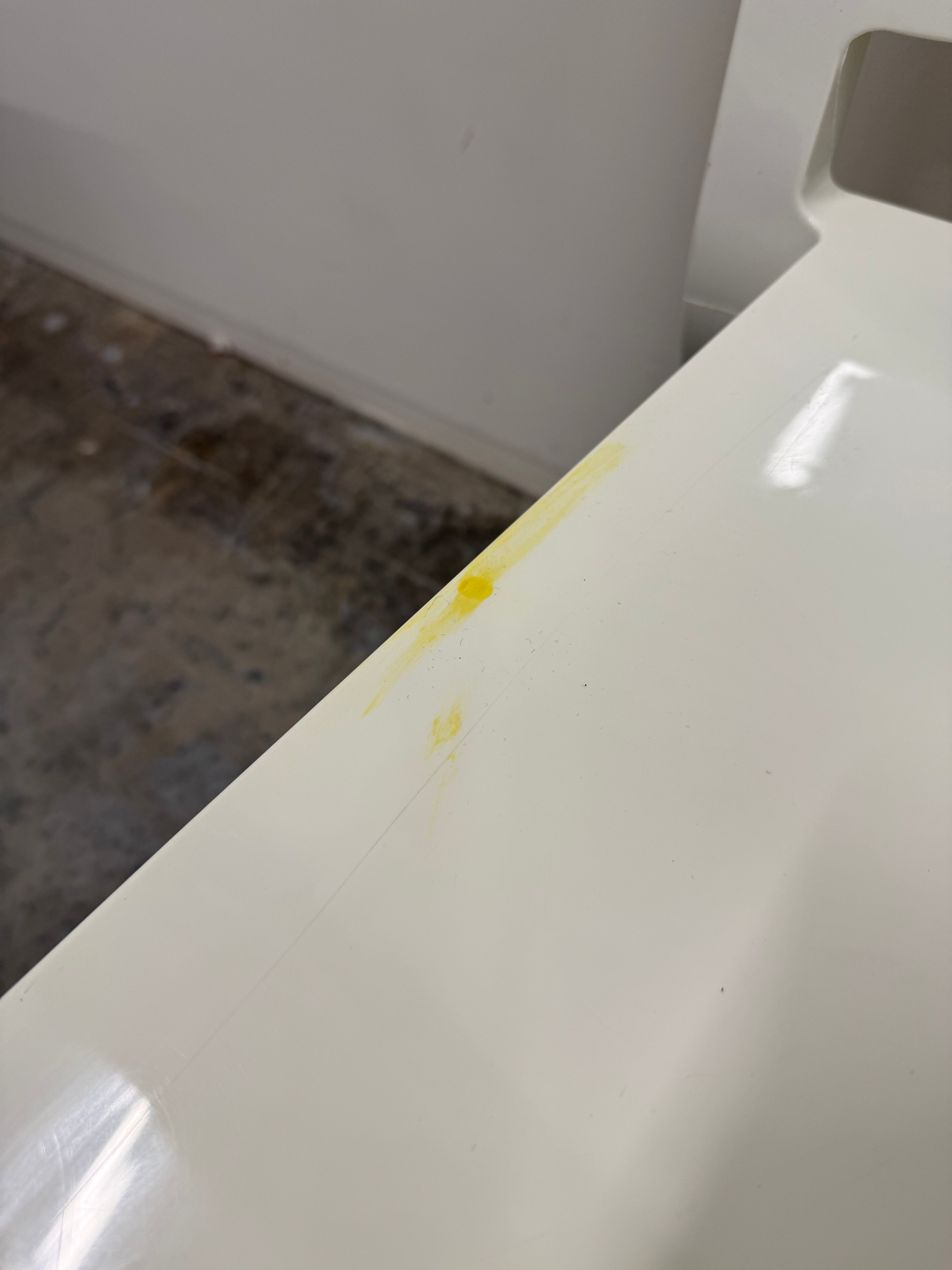 Kartell Lizz Chair – Designed by Piero Lissoni (White)