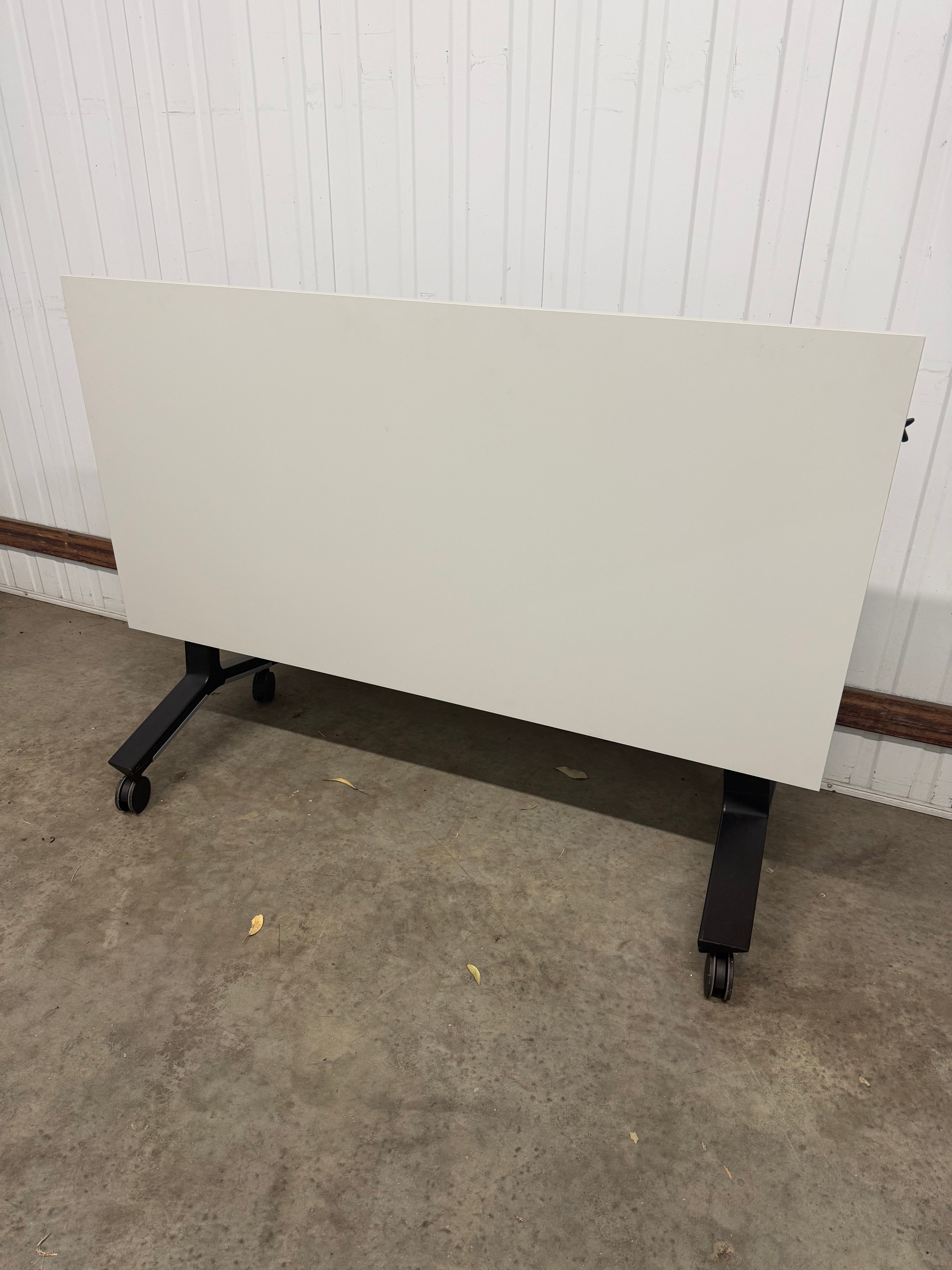Thinking Works Blade Flip Folding Table - White Top with Black Frame